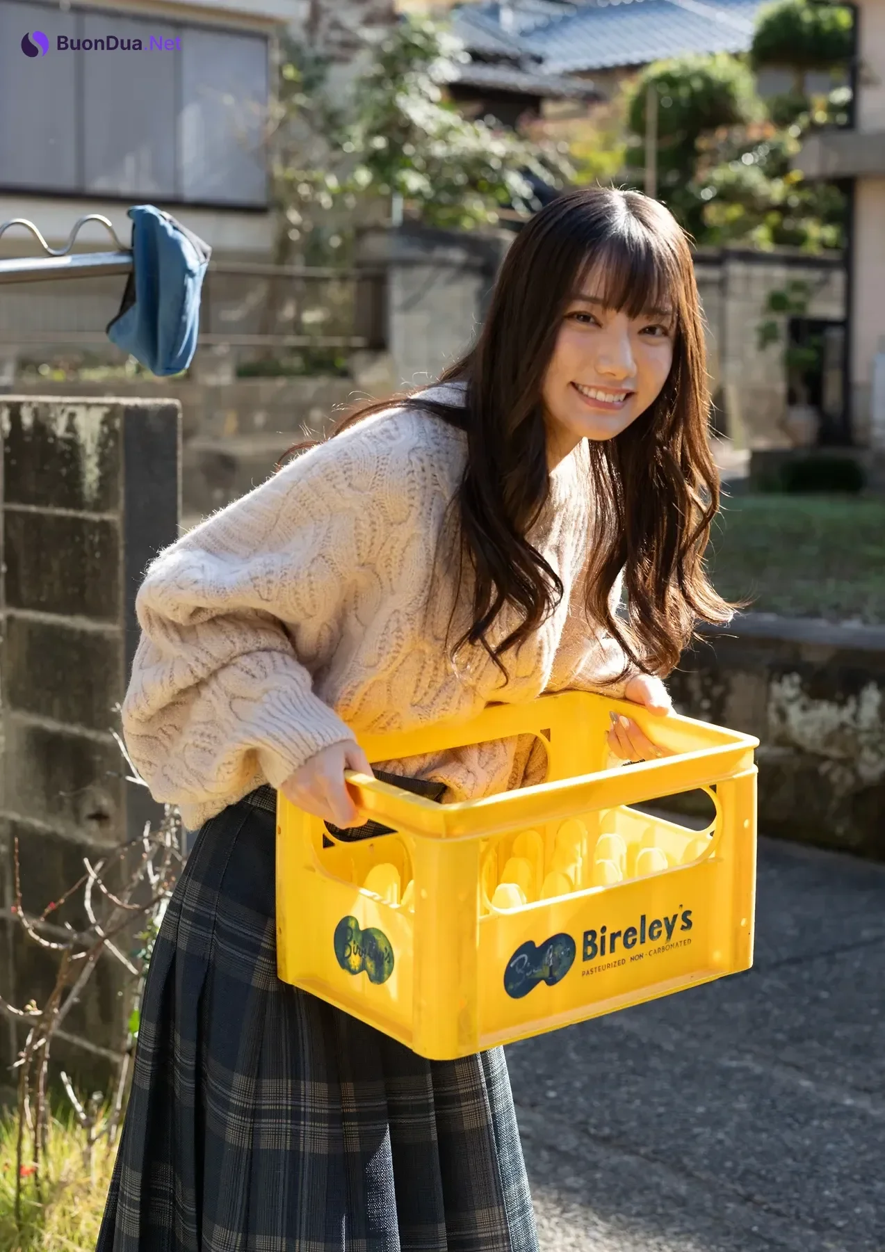 Rena Miyashita 宮下玲奈 – 写真集 「The fate of fake love」 - Photo 8