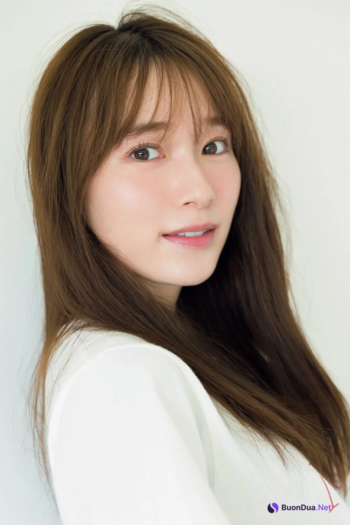 Rena Moriya 守屋麗奈, Shonen Sunday 2021 No.43 (週刊少年サンデー 2021年43号) - Photo 8