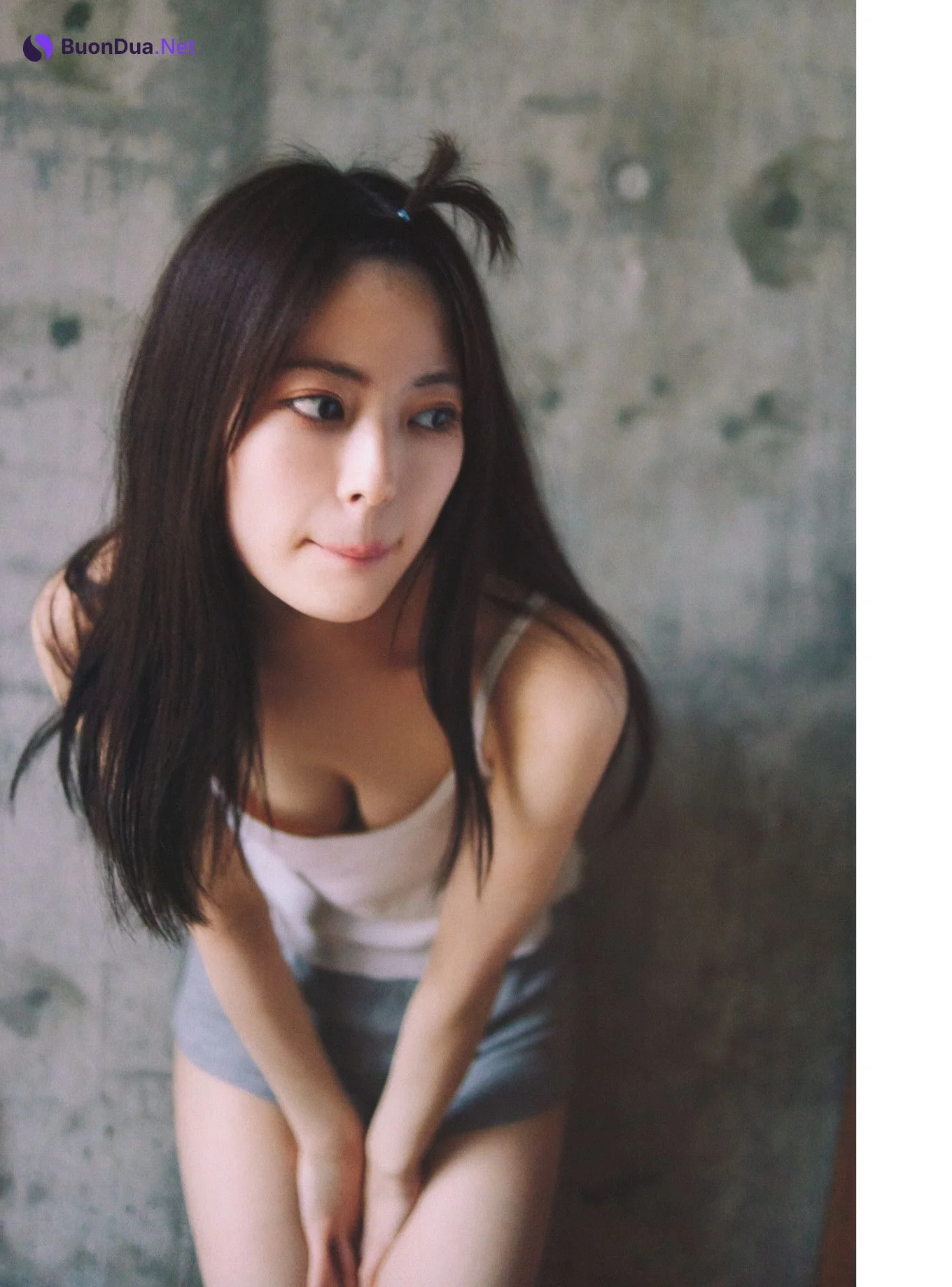 Renka Iwamoto 岩本蓮加, 1st写真集 「いたずらな風」 Set.02 - รูปภาพ 19