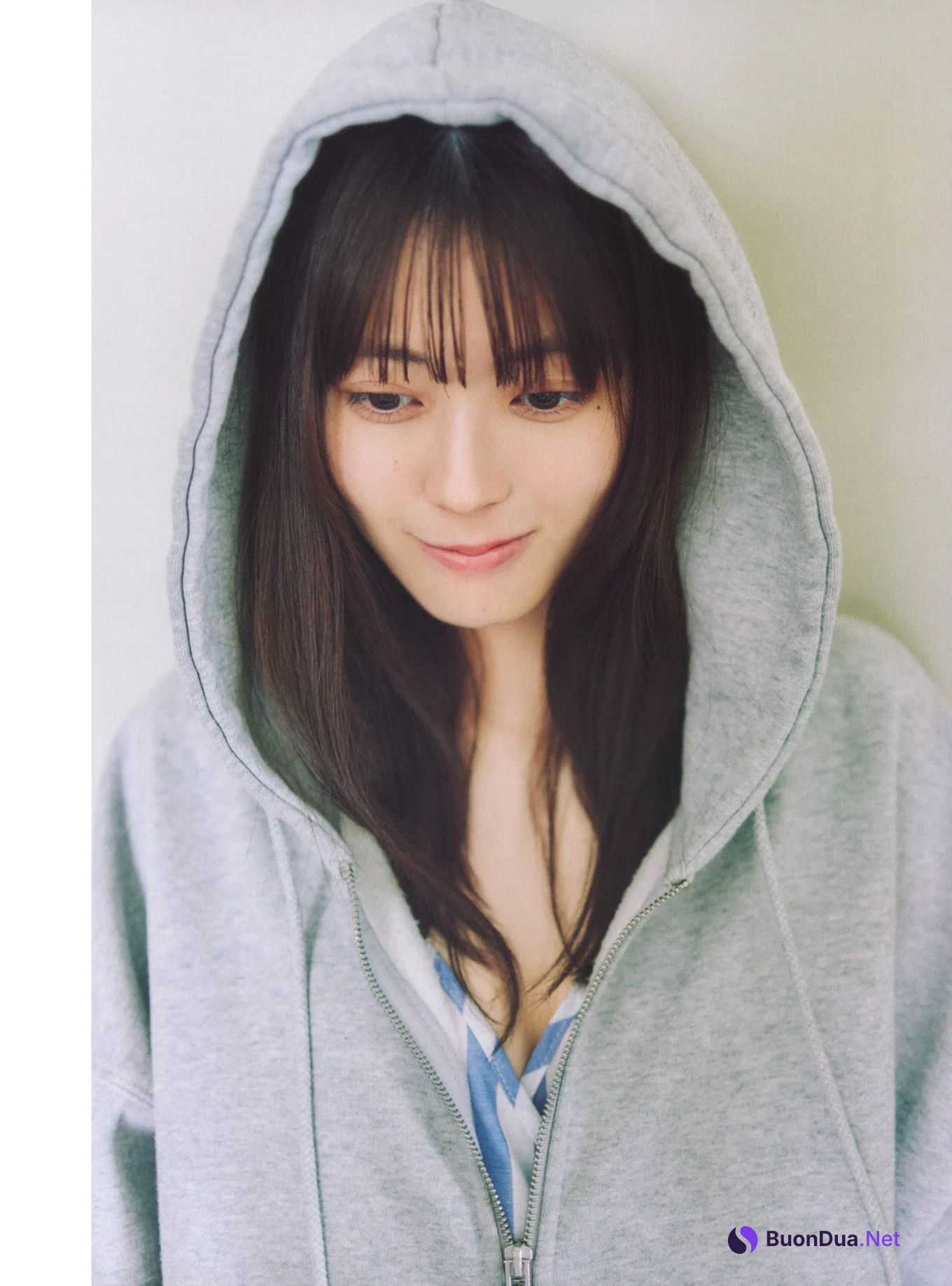 Renka Iwamoto 岩本蓮加, 1st写真集 「いたずらな風」 Set.03 - Photo 14