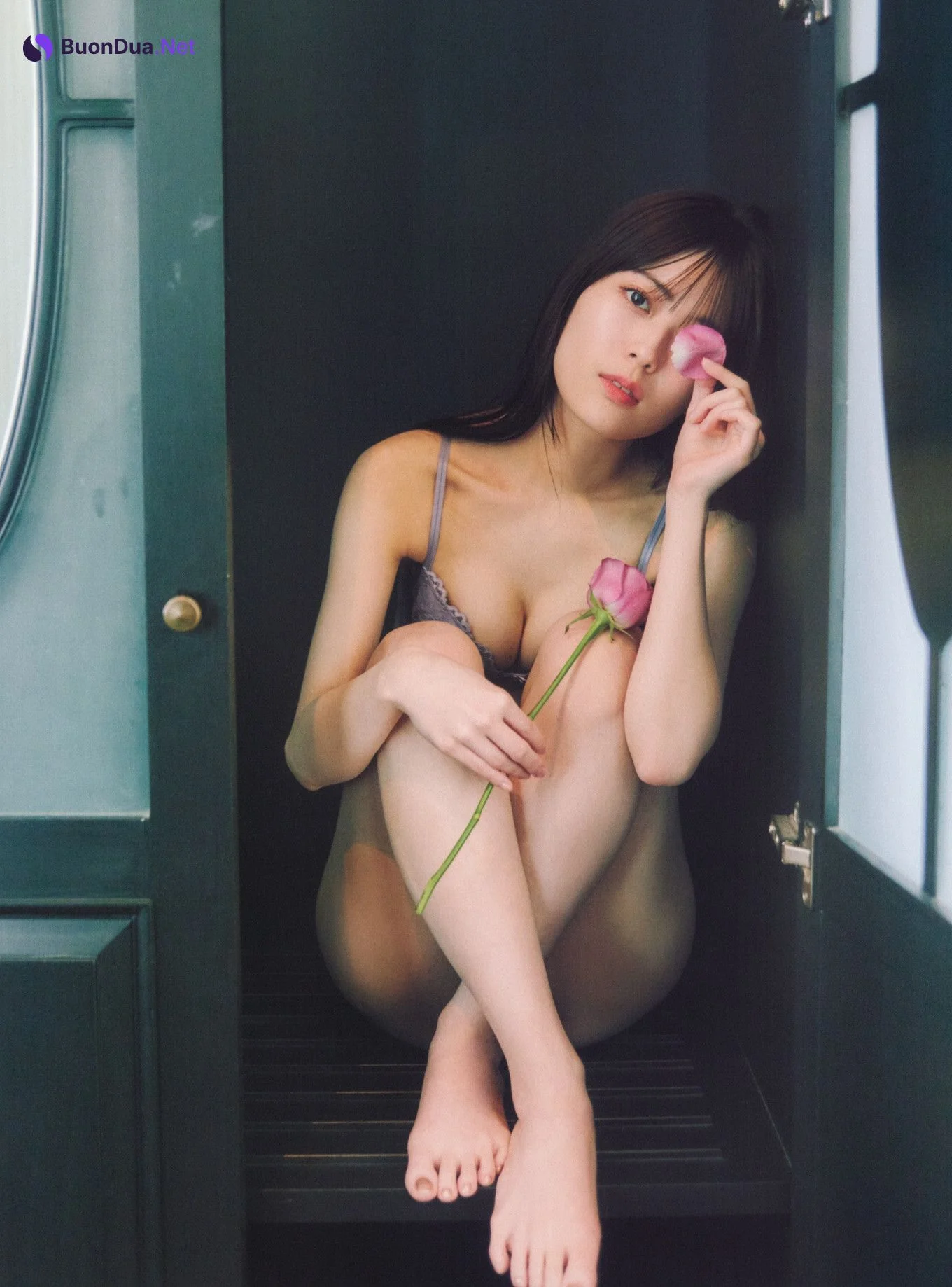 Renka Iwamoto 岩本蓮加, 1st写真集 「いたずらな風」 Set.03 - Photo 16