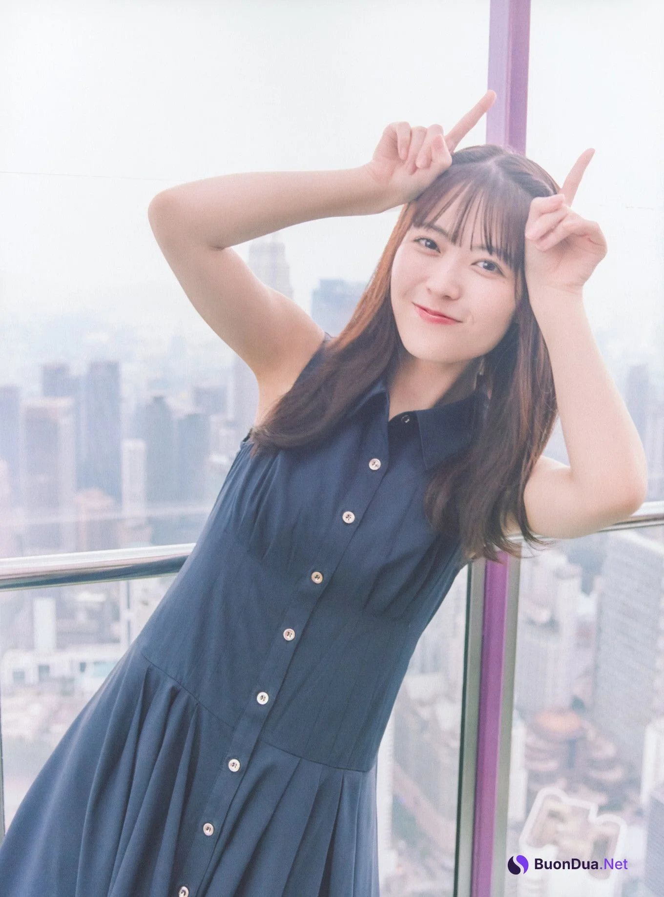 Renka Iwamoto 岩本蓮加, 1st写真集 「いたずらな風」 Set.05 - รูปภาพ 4