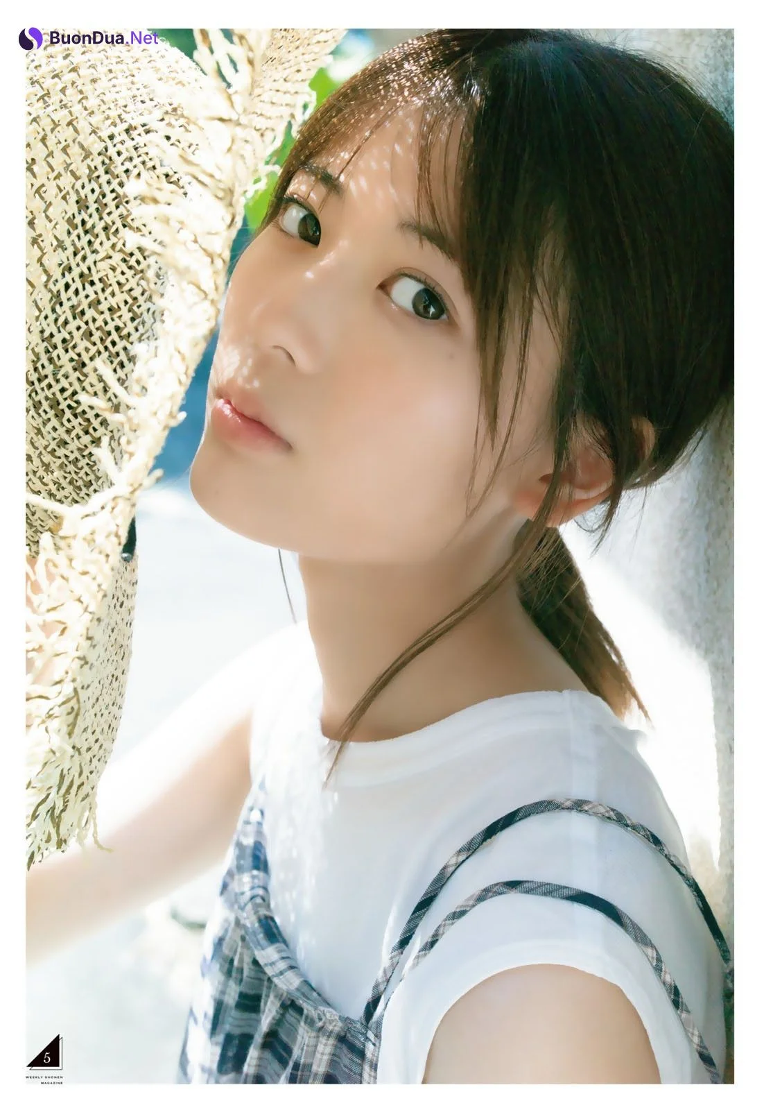 Renka Iwamoto 岩本蓮加, Shonen Magazine 2023 No.35 (週刊少年マガジン 2023年35号) - Photo 6