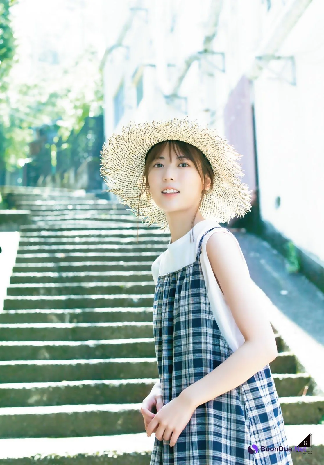 Renka Iwamoto 岩本蓮加, Shonen Magazine 2023 No.35 (週刊少年マガジン 2023年35号) - Photo 9