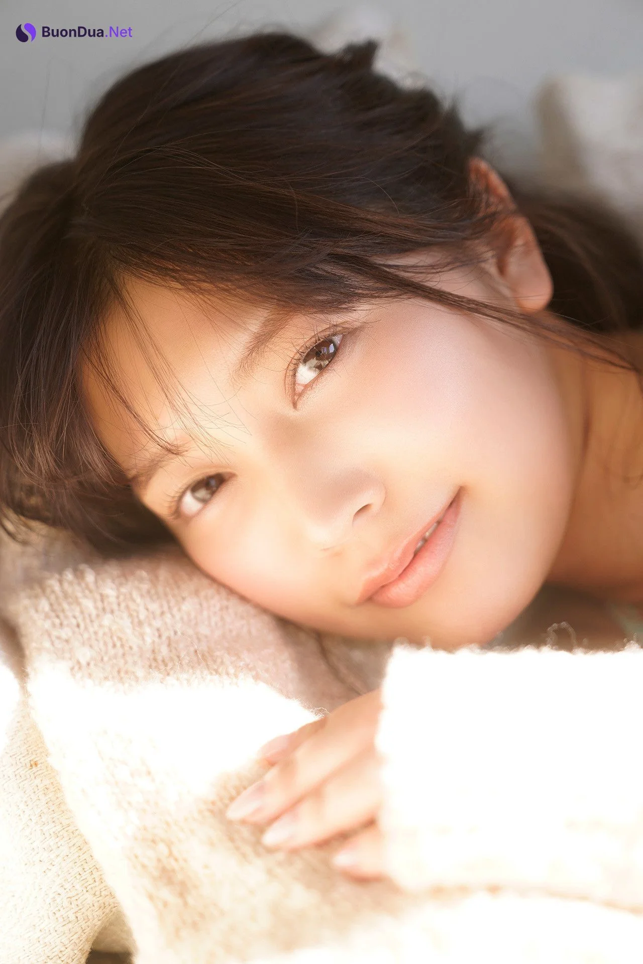 Reona Matsushita 松下玲緒菜, FLASHデジタル写真集 「素肌で、旅立ち」 Set.03 - Photo 14