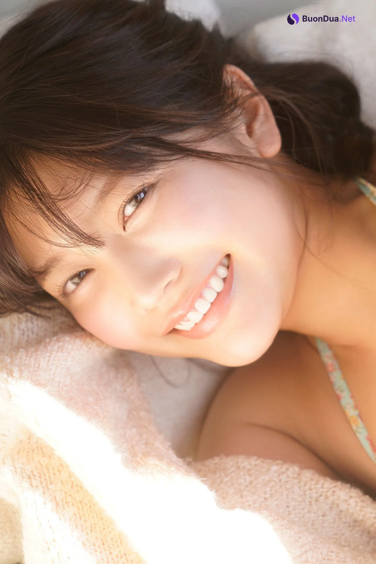Reona Matsushita 松下玲緒菜, FLASHデジタル写真集 「素肌で、旅立ち」 Set.03 - Photo 16