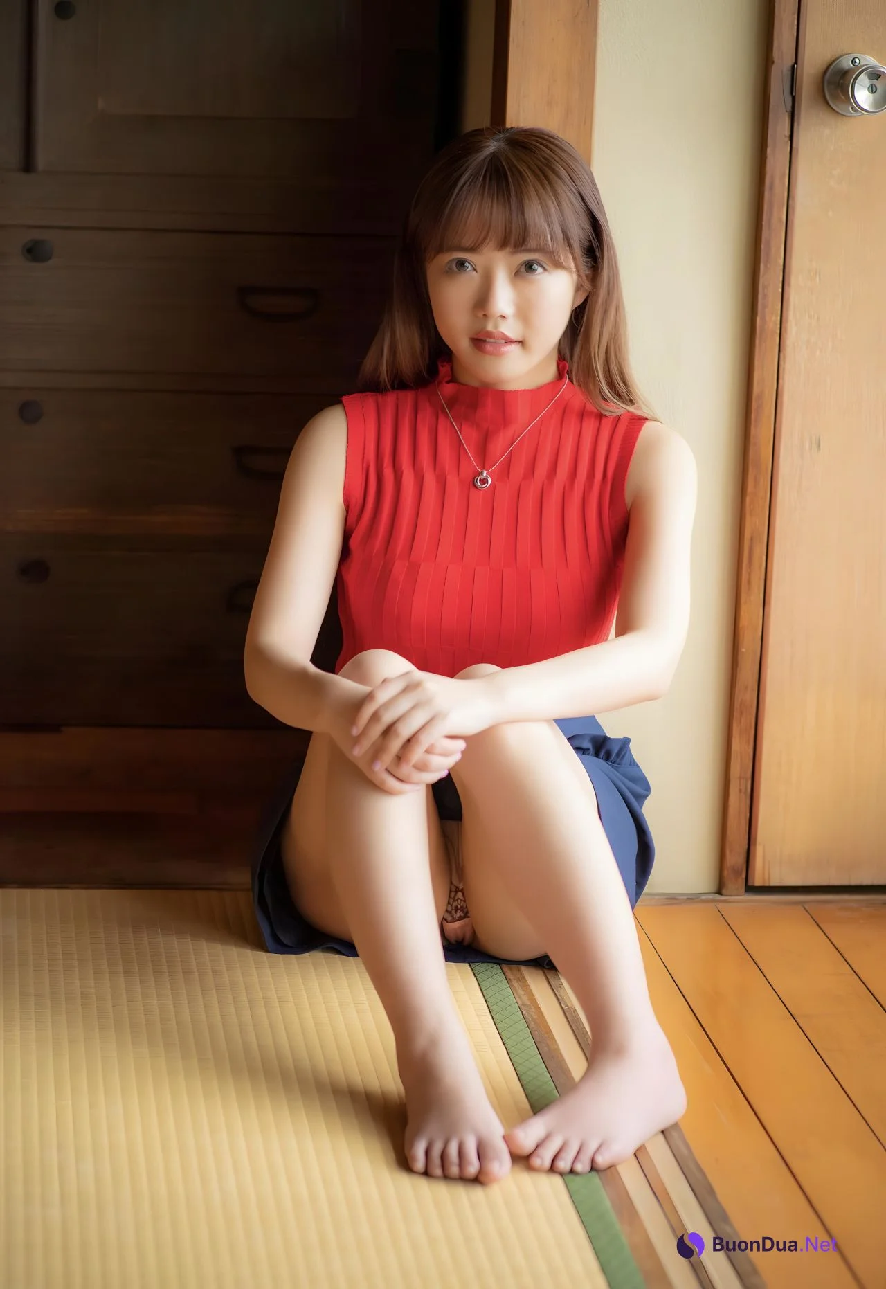 Reona Tomiyasu 冨安れおな, 週刊現代デジタル写真集 隣のお姉さん 覗き見 下宿 Set.02 - Photo 4