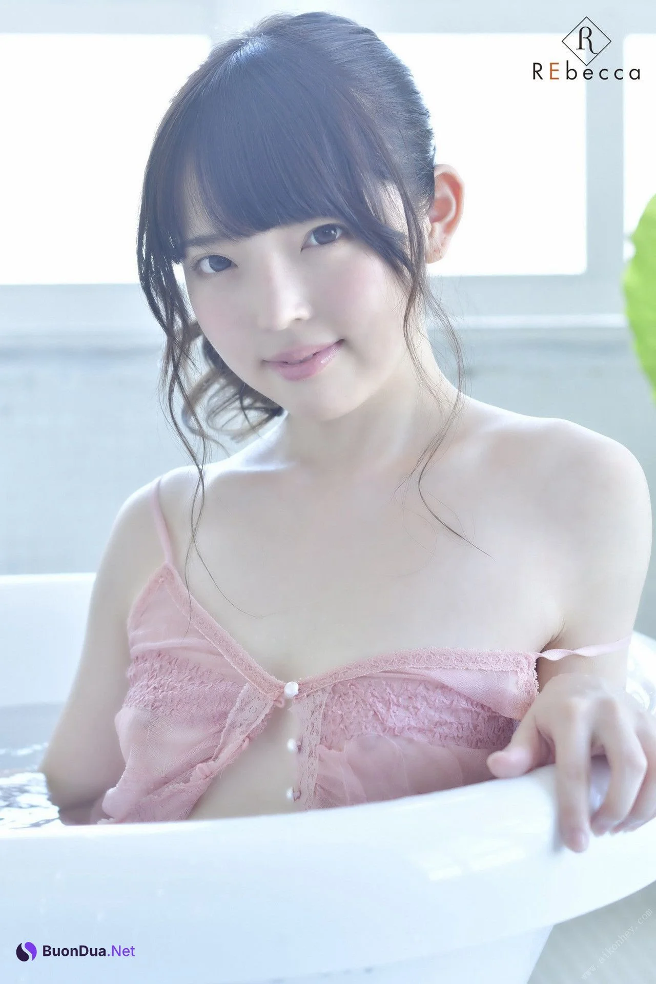 Ria Misaka 御坂りあ, Rebecca 写真集 Ria Silky Rookie Set.01 - Photo 14
