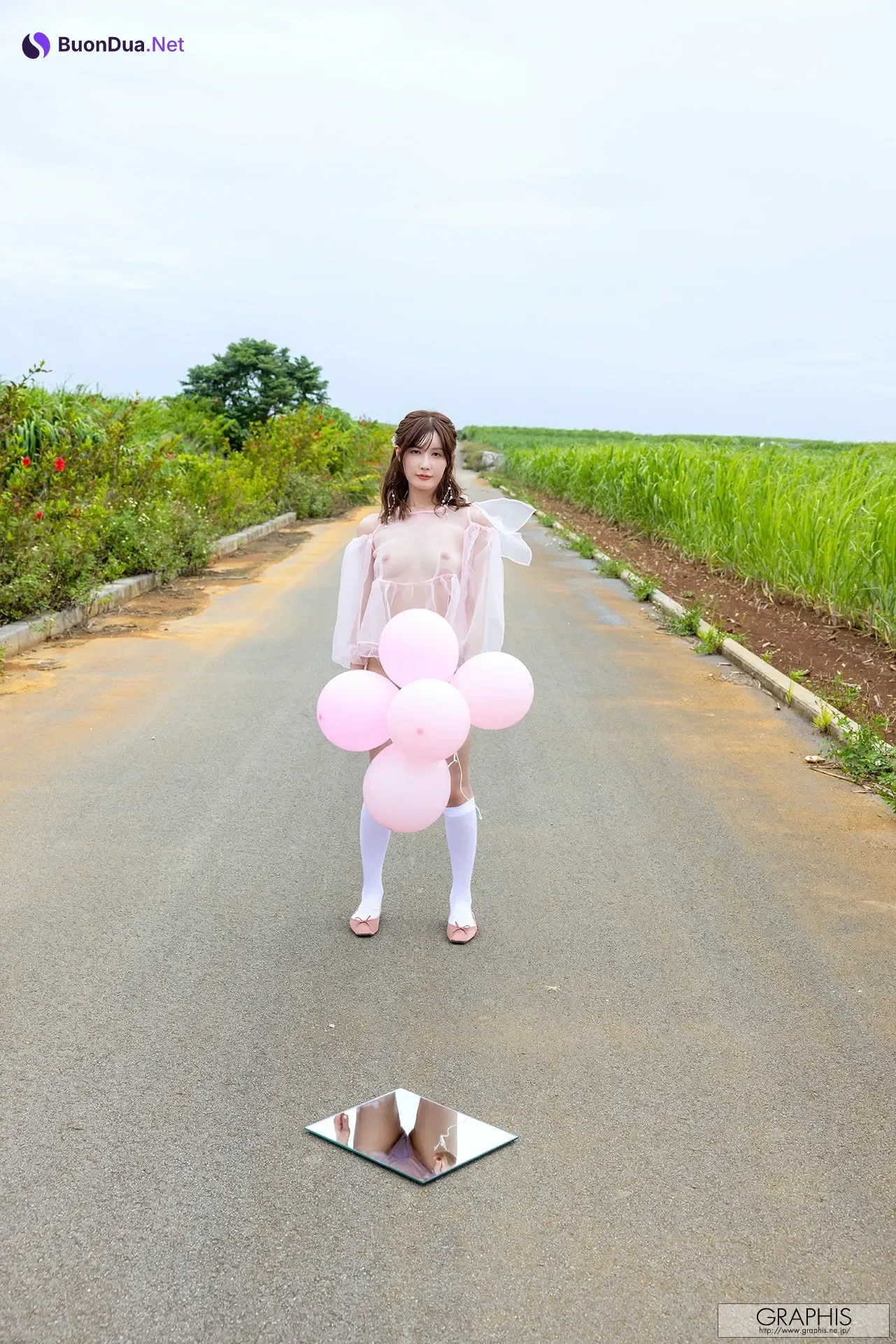 Riho Fujimori 藤森里穂, Graphis Gals 「Looks hot on you!」 Vol.07 - Photo 18