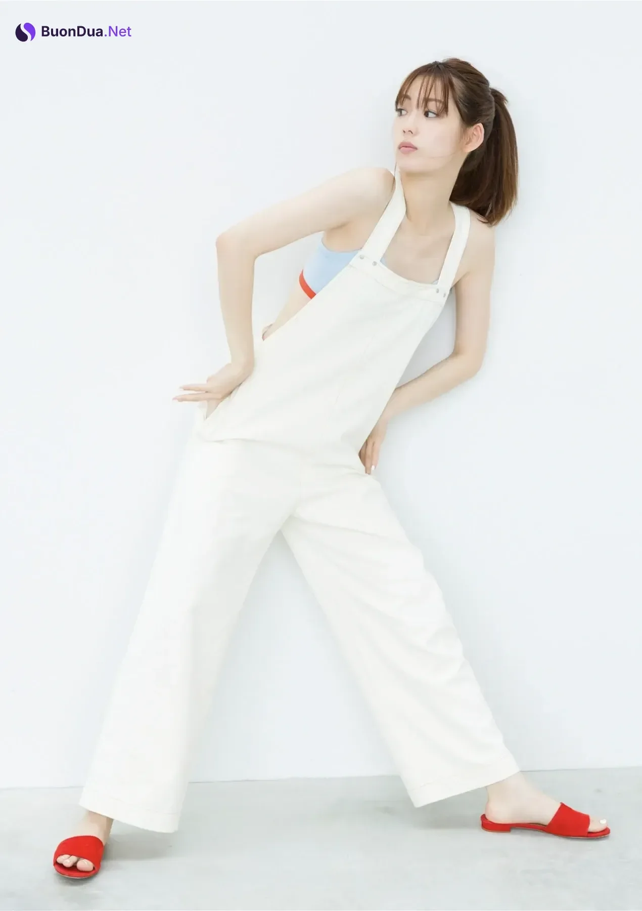 Riho Nakamura 中村里帆, デジタル限定 YJ Photobook 『Attention, please』 - Photo 10