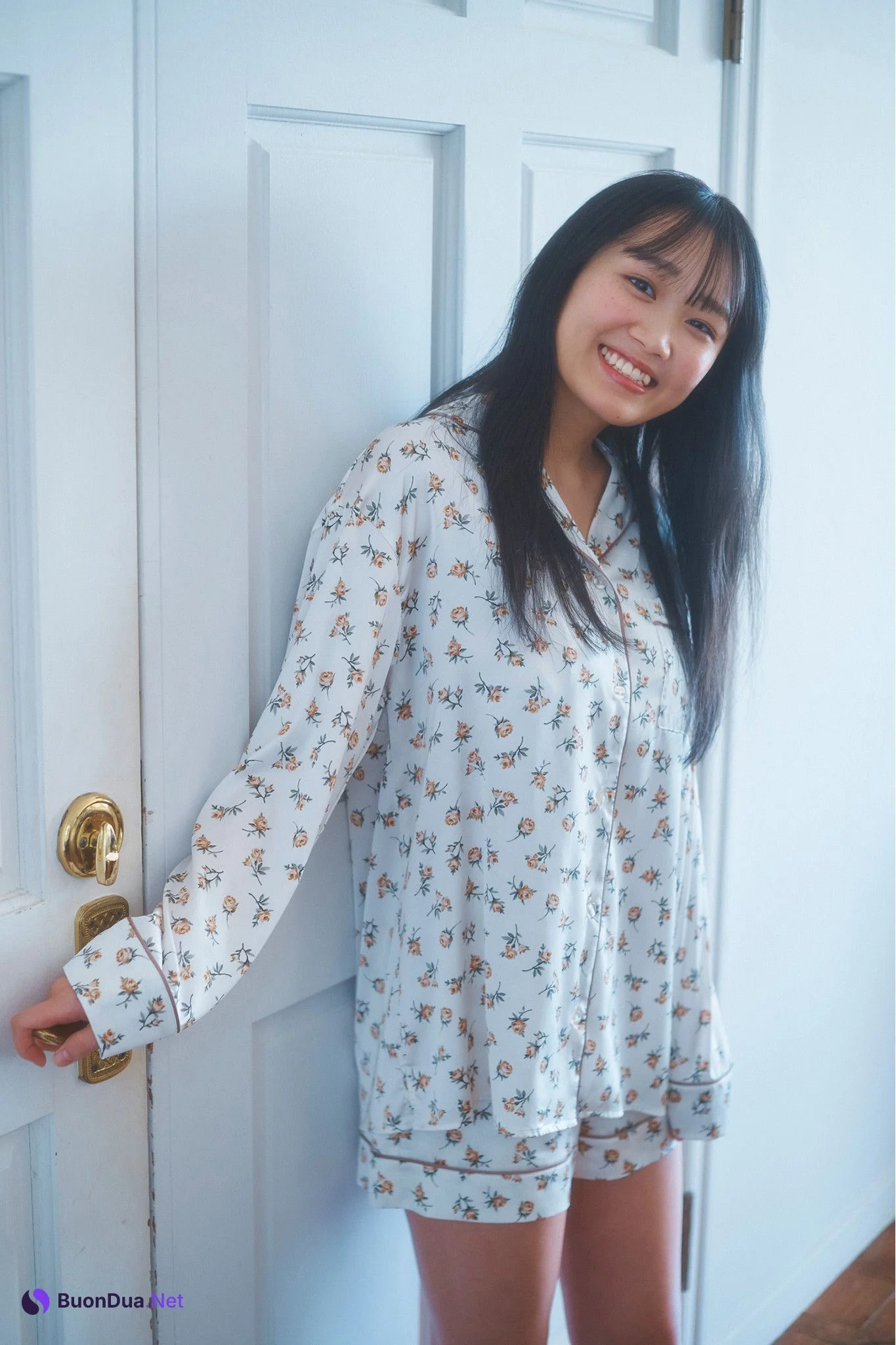 Riho Okumura 奥村梨穂, ヤンマガデジタル写真集 〈ＹＭ２０２４年８号未公開カット〉 Set.01 - Photo 16