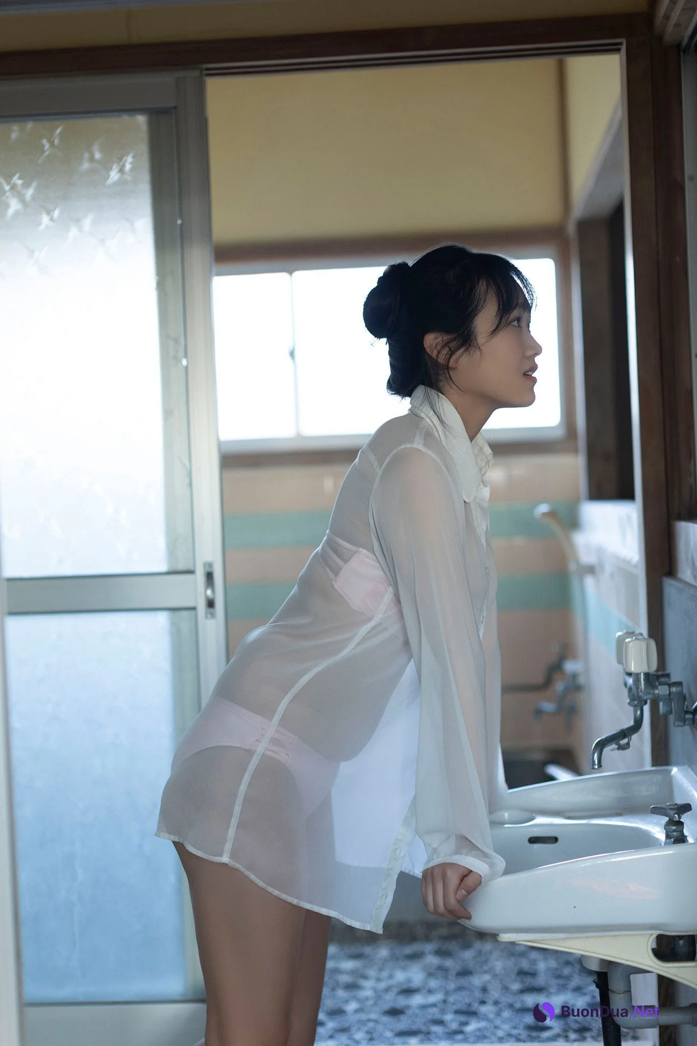 Riho Okumura 奥村梨穂, 週刊現代デジタル写真集 『もう、どぎゃんすっと？』 Set.03 - Photo 5