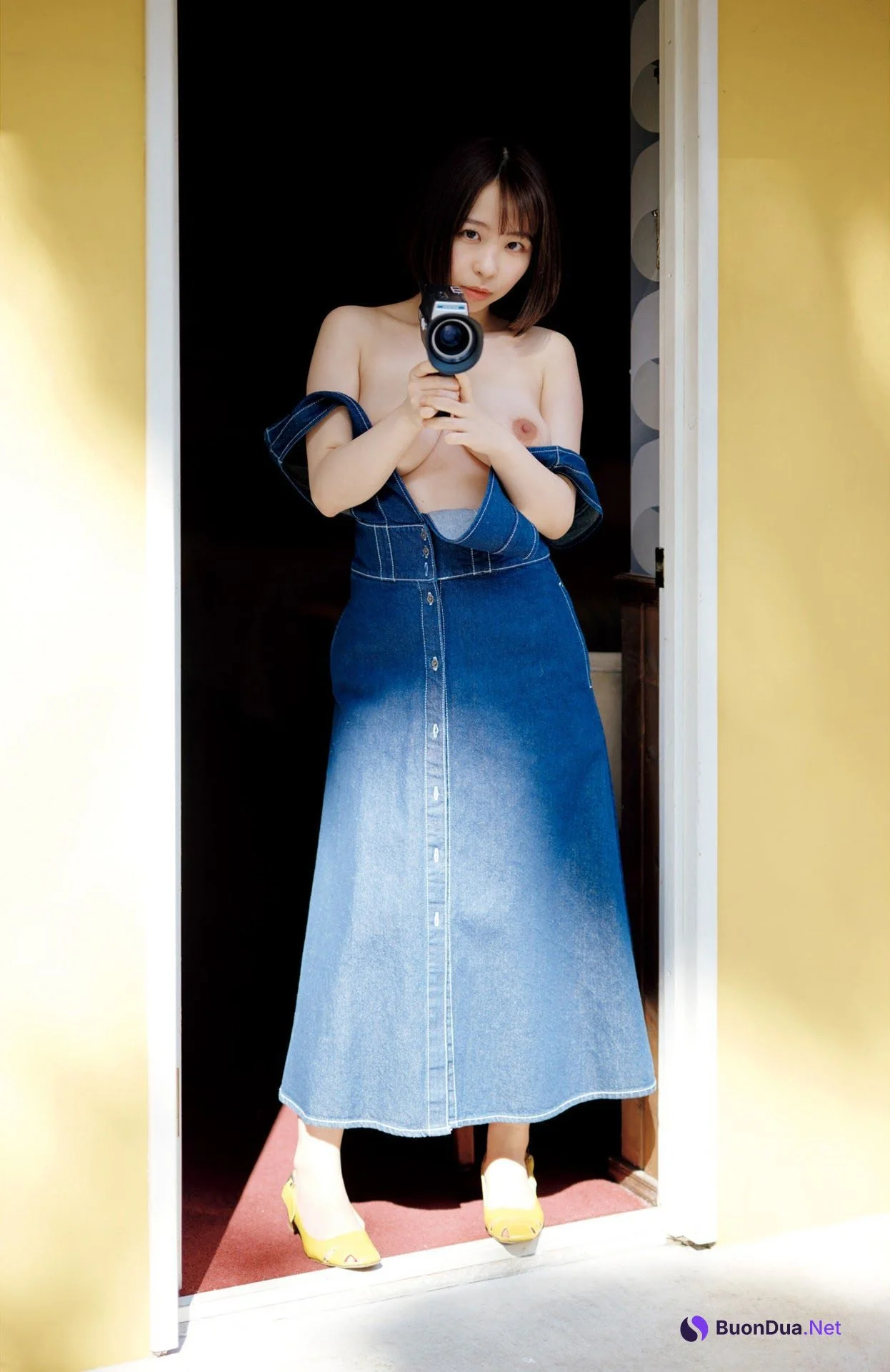 Riho Shishido 宍戸里帆, Shukan Post 2022.04.01 (週刊ポスト 2022年4月1日号) - Photo 2