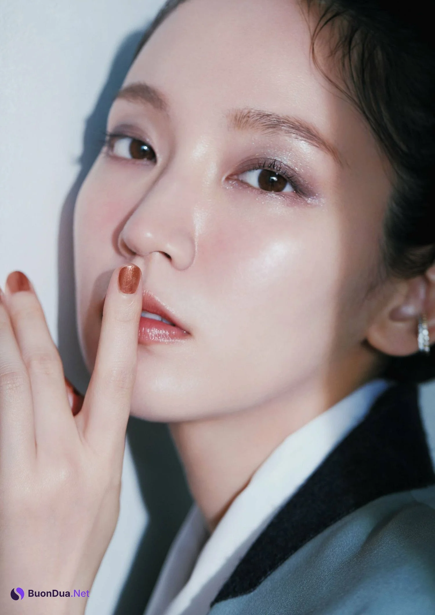 Riho Yoshioka 吉岡里帆, CYAN シアン 2023 ISSUE 38 - Photo 12