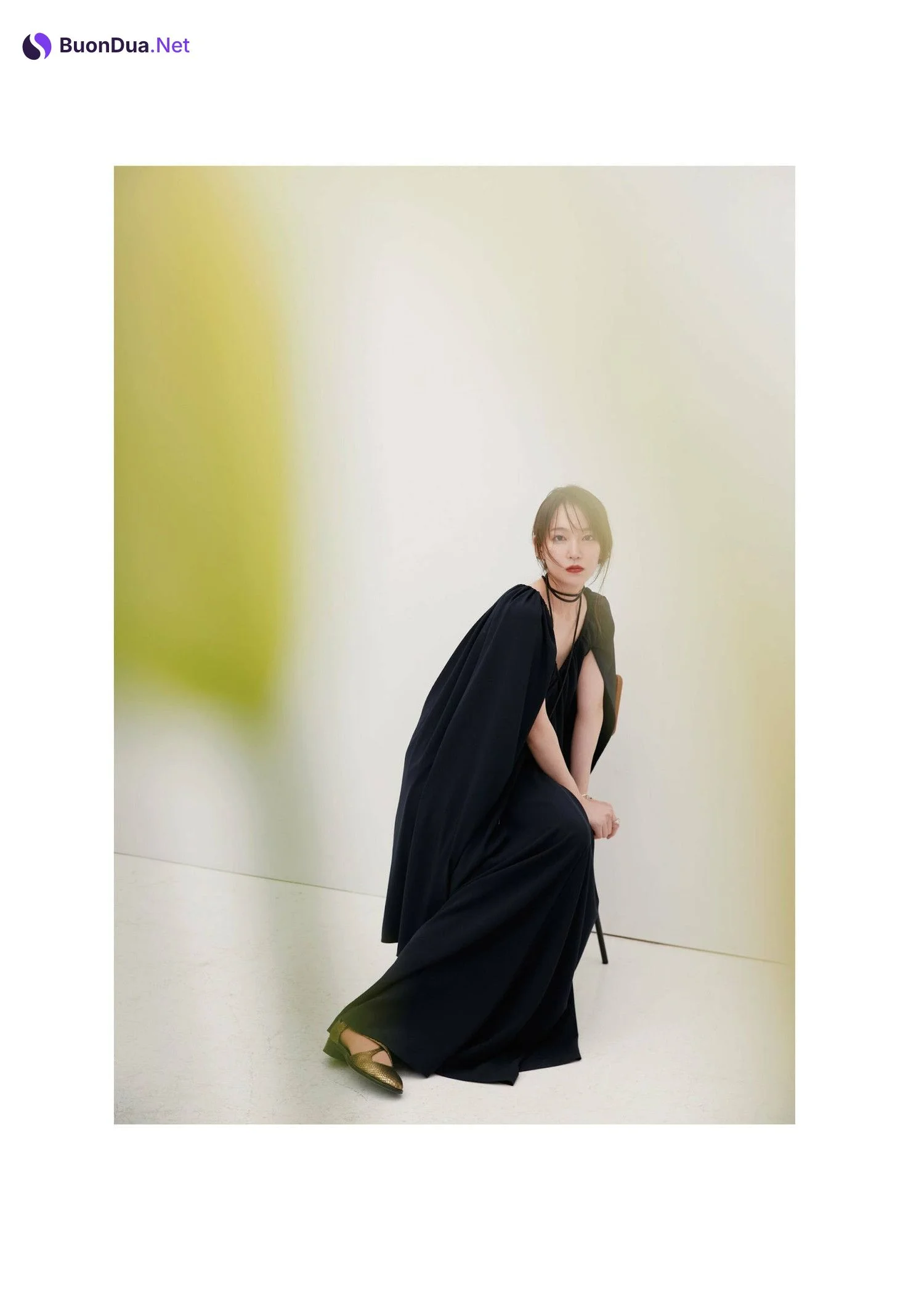 Riho Yoshioka 吉岡里帆, CYAN シアン 2023 ISSUE 38 - Photo 4
