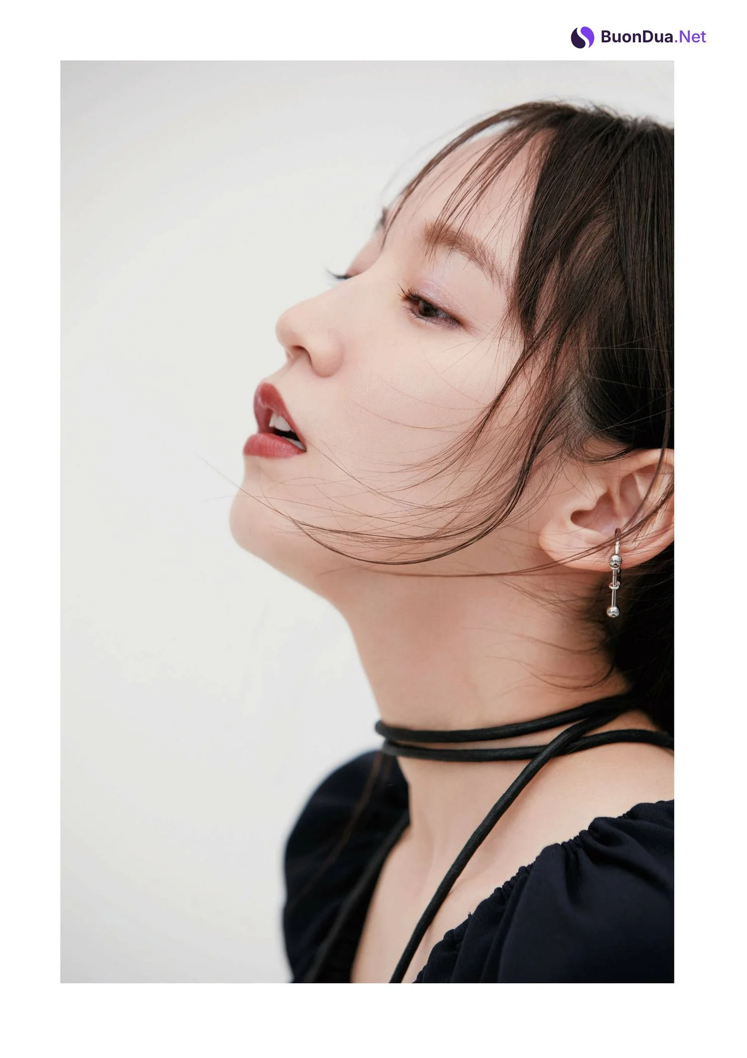 Riho Yoshioka 吉岡里帆, CYAN シアン 2023 ISSUE 38 - Photo 6