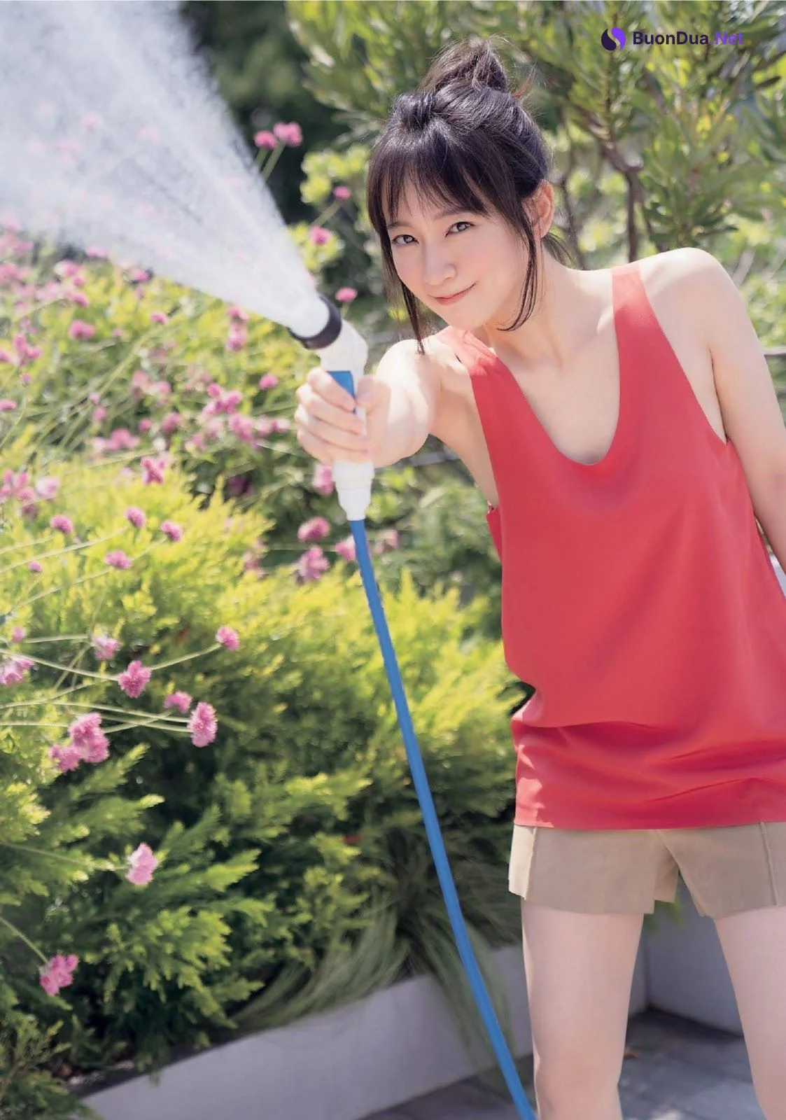 Riho Yoshioka 吉岡里帆, FRIDAY 2019.10.04 (フライデー 2019年10月18日号) - Photo 2