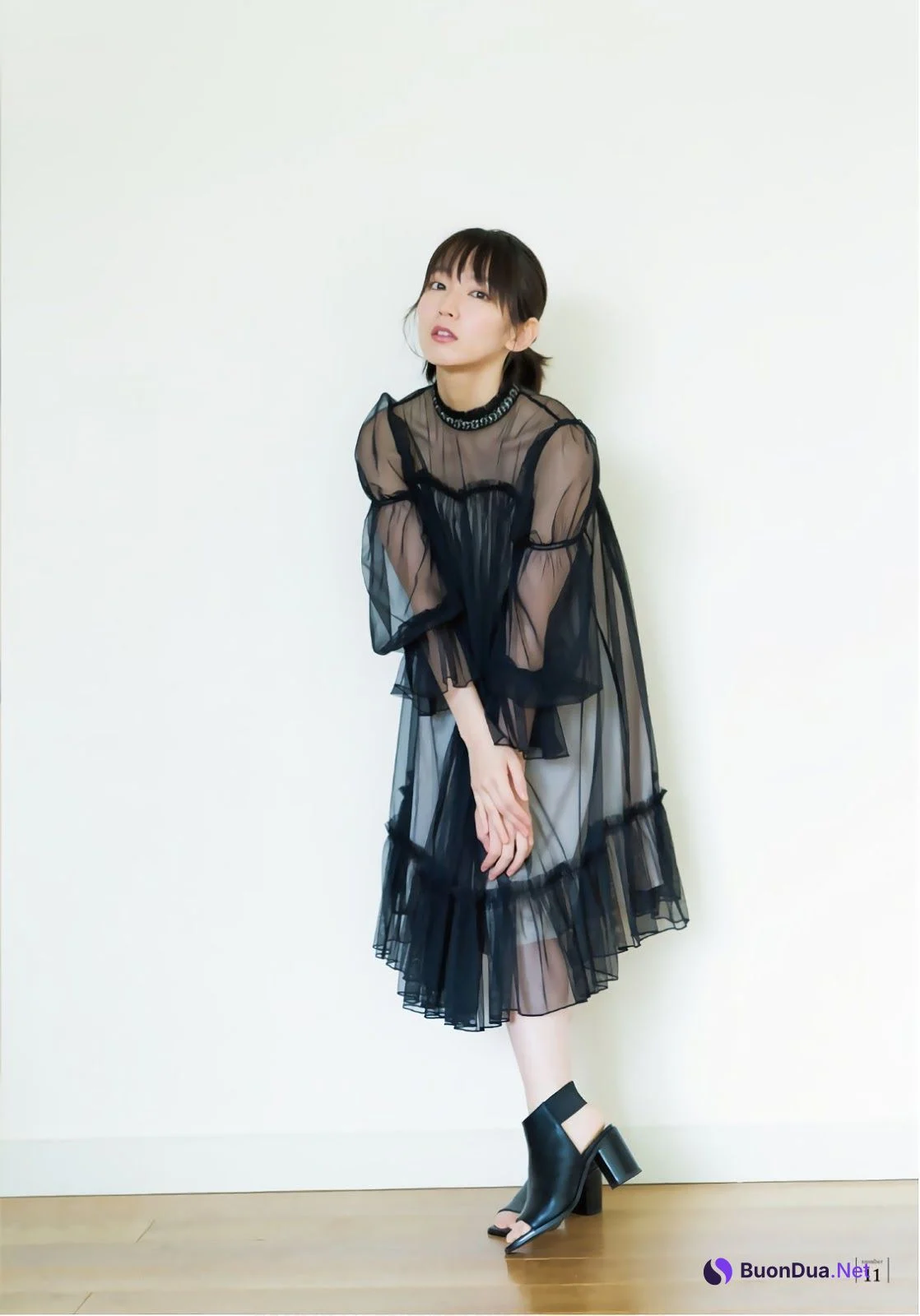 Riho Yoshioka 吉冈里帆, Shonen Magazine 2019 No.26 (少年マガジン 2019年26号) - Photo 11