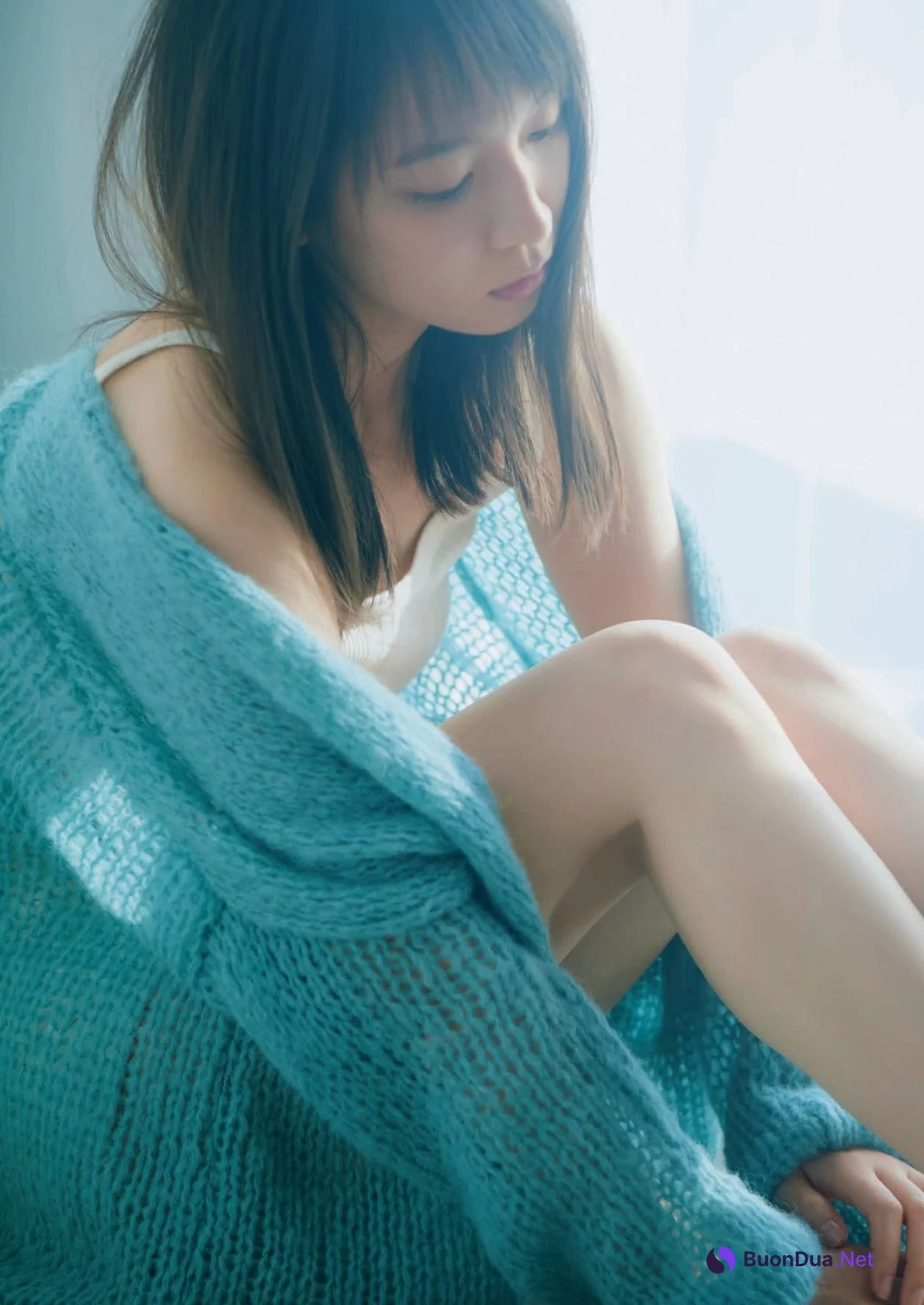 Riho Yoshioka 吉岡里帆, Shukan Bunshun 2020.11.26 (週刊文春 2020年11月26日号) - Photo 2