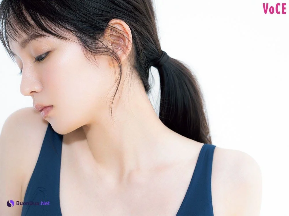 Riho Yoshioka 吉岡里帆, VoCE Magazine 2021.07 - Photo 16