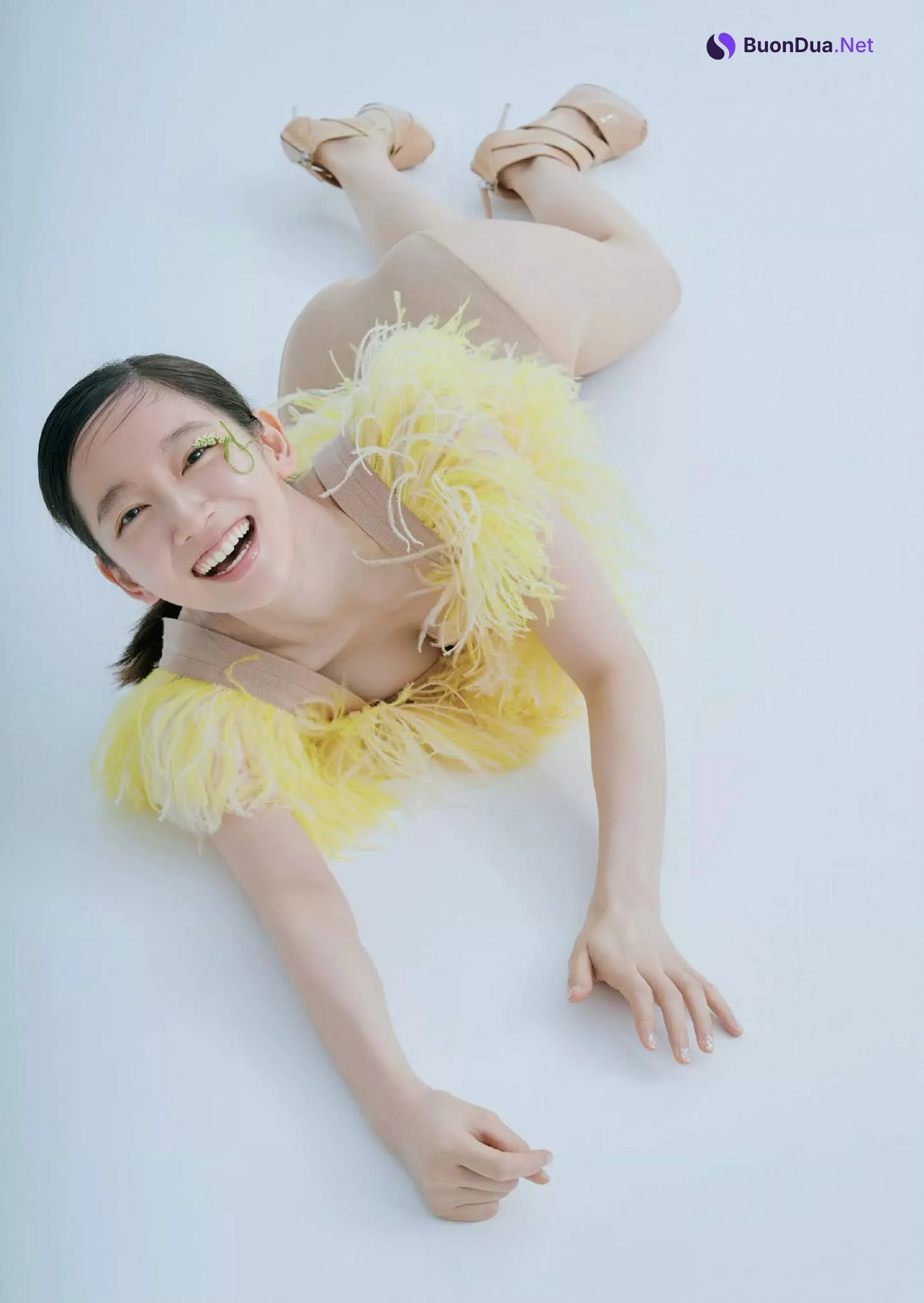 Riho Yoshioka 吉岡里帆, Weekly Playboy 2020 No.46 (週刊プレイボーイ 2020年46号) - รูปภาพ 17
