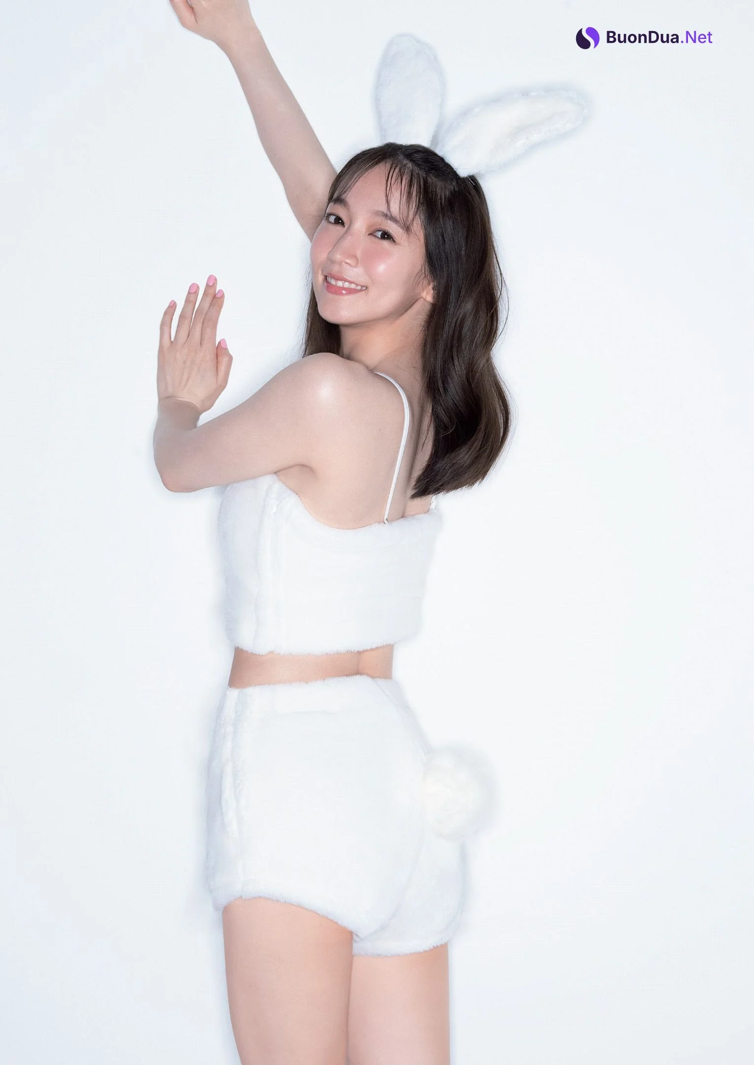 Riho Yoshioka 吉岡里帆, Weekly Playboy 2022 No.22 (週刊プレイボーイ 2022年22号) - Photo 7