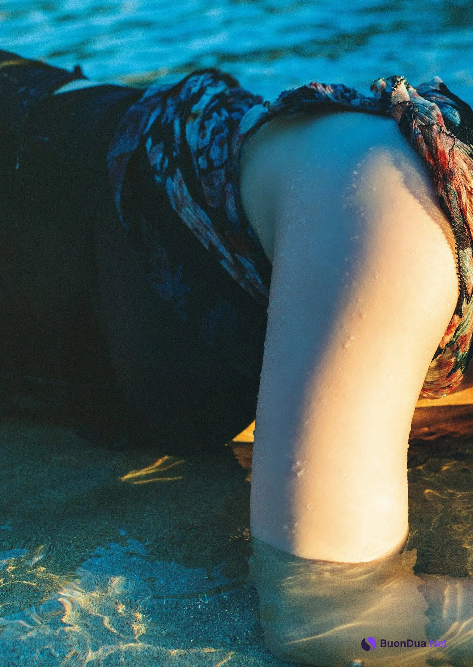 Riho Yoshioka 吉岡里帆, Weekly Playboy 2022 No.49 (週刊プレイボーイ 2022年49号) - Photo 9