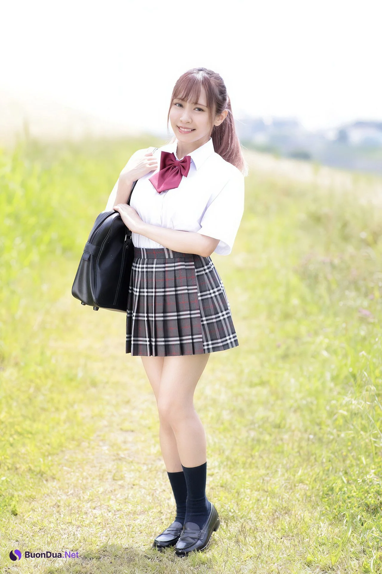 Rika Aimi 逢見リカ, デジタル写真集 ギリギリ★あいどる倶楽部 ピンク倶楽部 Set.04 - 사진 2