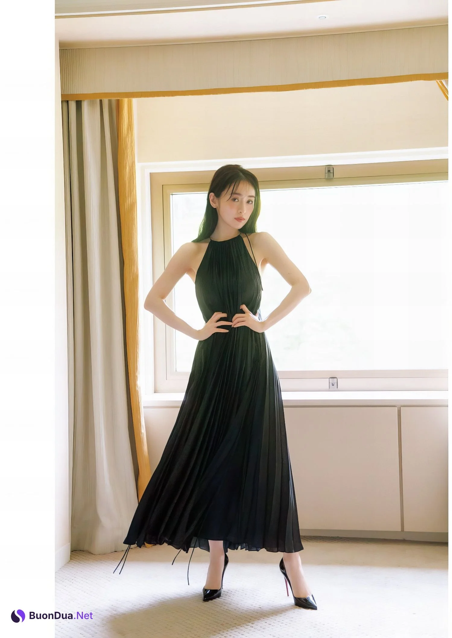Rika Izumi 泉里香, Young Jump 2024 No.45 (ヤングジャンプ 2024年45号) - Photo 8