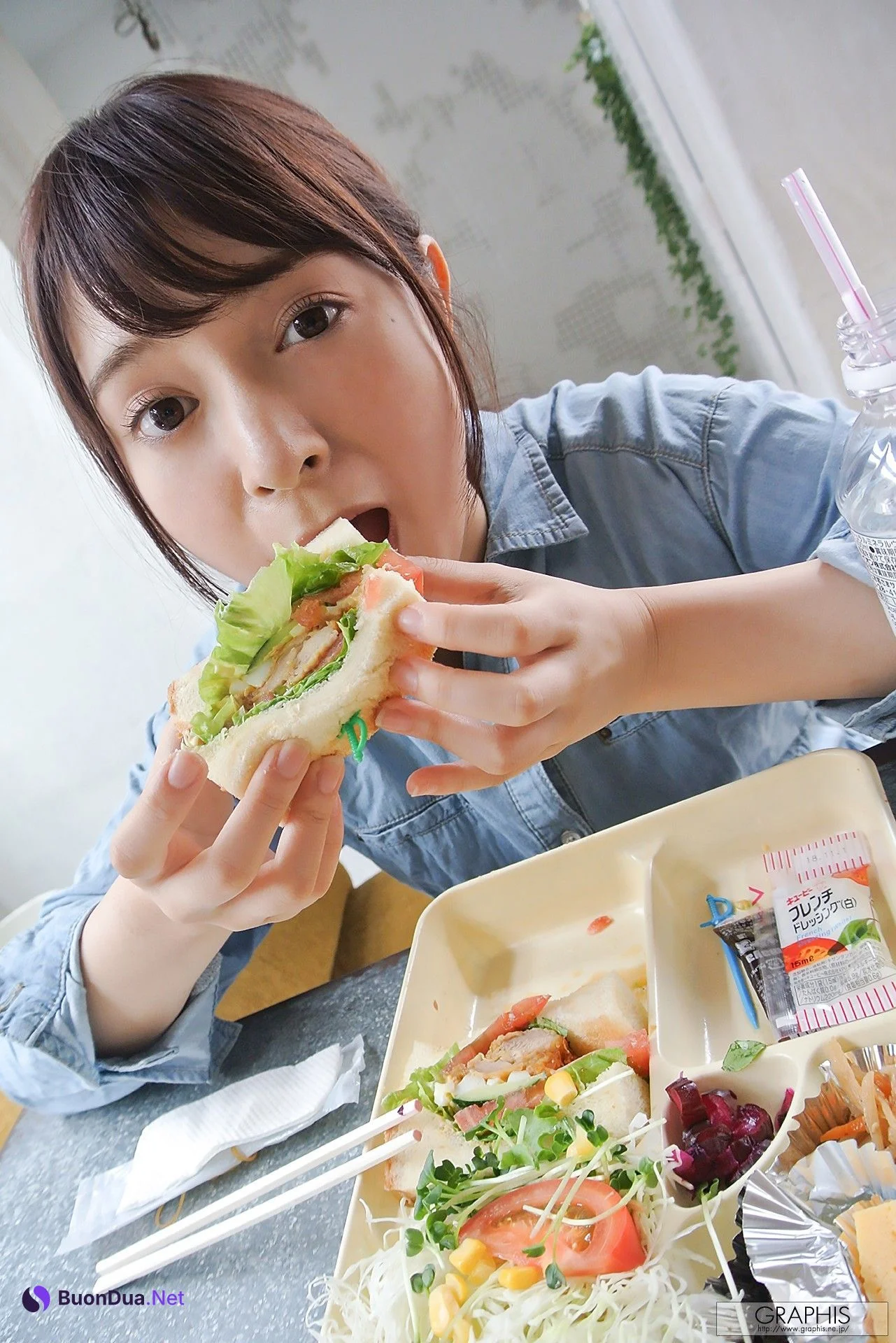 Rika Narumiya 成宮りか, [Graphis] Gals 「Refresh Girl」 Vol.05 - Photo 17