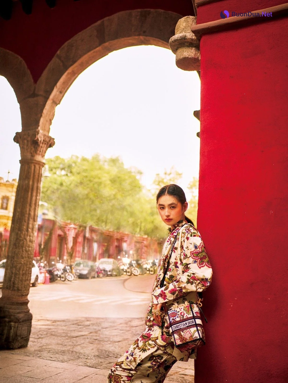 Rikako Yagi 八木莉可子, HARPER’S BAZAAR JAPAN ハーパーズ バザー 2023.12 - Photo 13