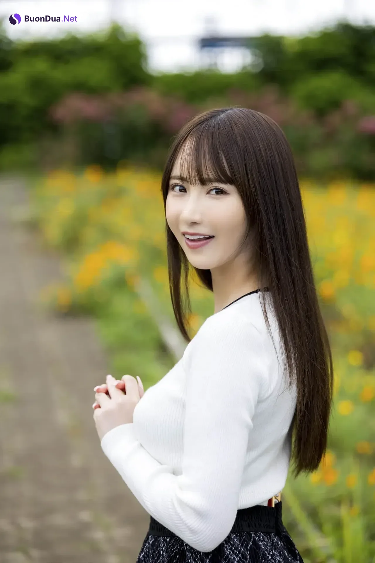 Rikka Ono 小野六花, 写真集 「あったまろ」 Set.03 - Photo 4