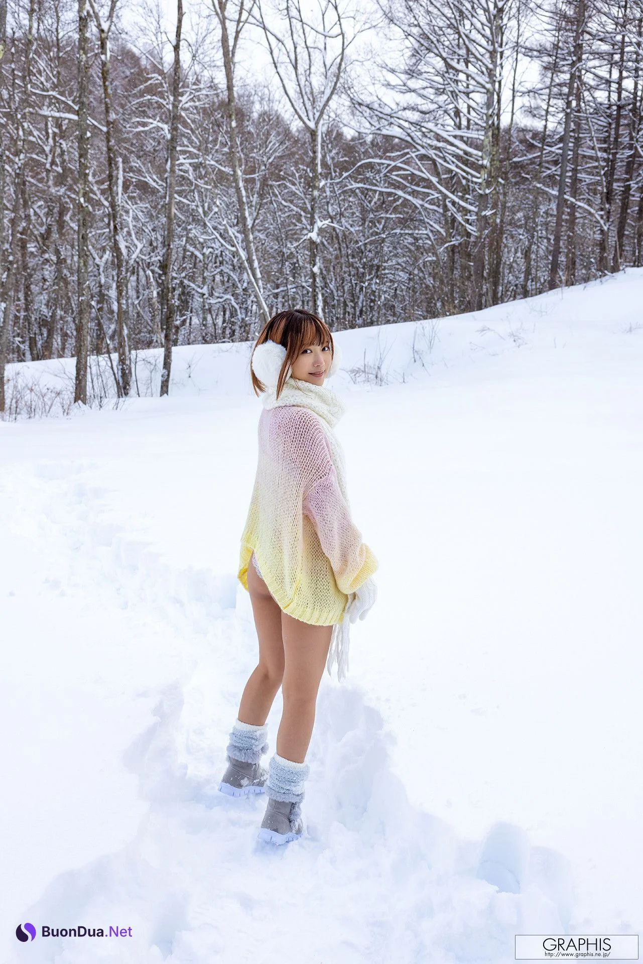 Riko Hoshino 星乃莉子, Graphis New Year’s Holiday Special 2024 「Polaris」 Vol.01 - Photo 5