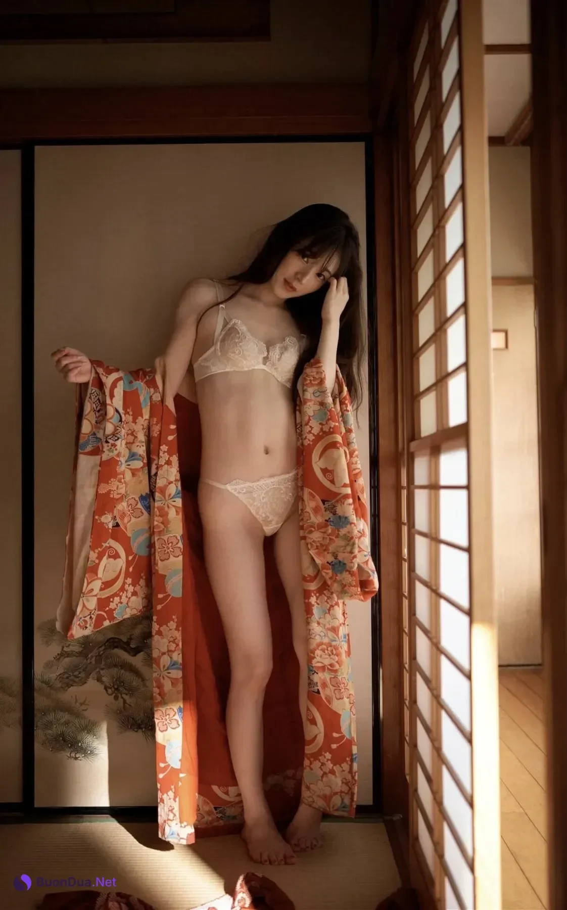 Riko Konoe 近衛りこ, 写真集 Whisper Vol.1 Prendre (Harvest Time) Vol.02 - Photo 11