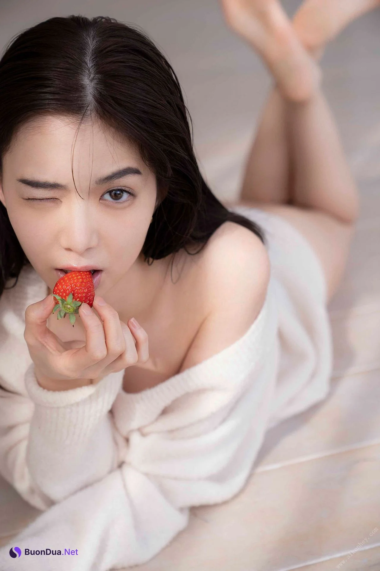 Riko Matsudaira 松平璃子, ＦＲＩＤＡＹデジタル写真集 「艶めくボディ」 Set.01 - รูปภาพ 19