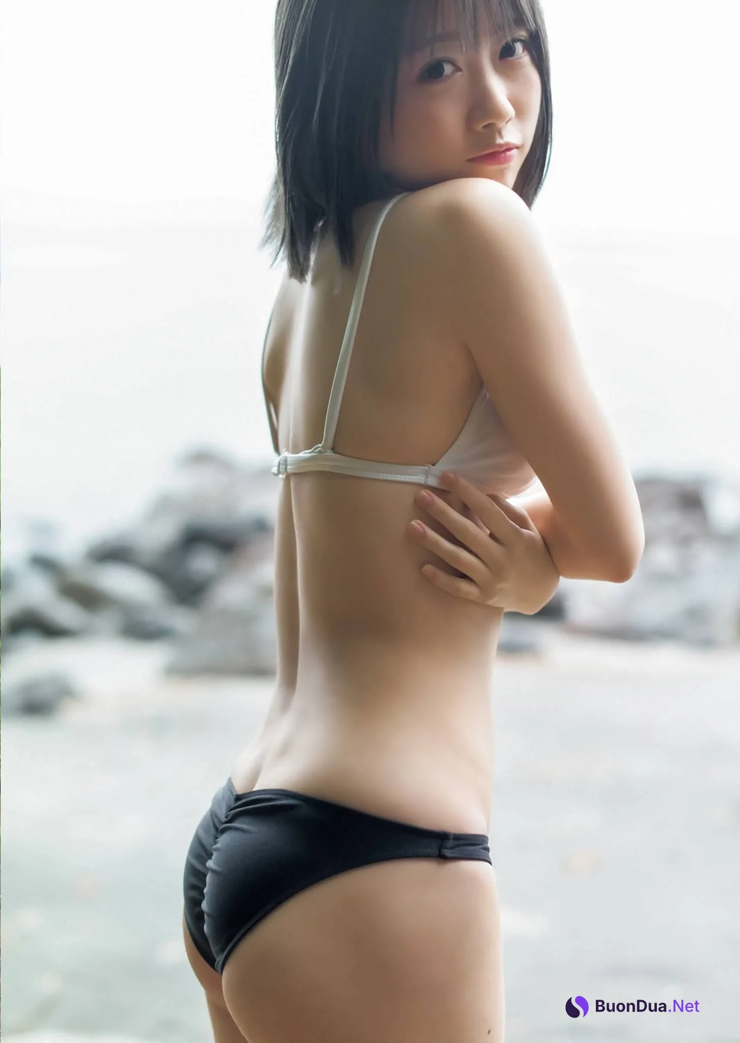 Rin Kurusu 来栖りん, Young Jump 2021 No.30 (ヤングジャンプ 2021年30号) - Photo 3