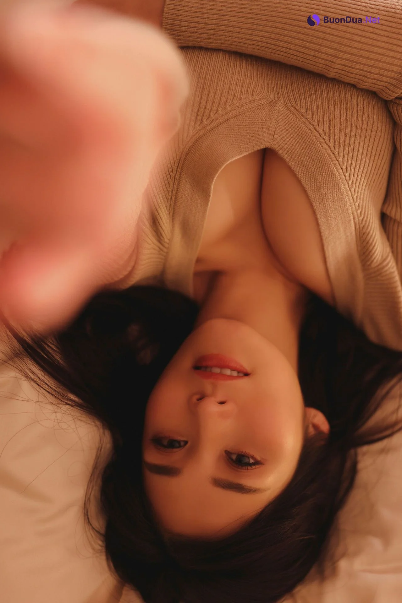 Rin Takahashi 高橋凛, デジタル写真集 「Ｉカップ美女と、スイートルームで。 ｖｏｌ．２」 Set.03 - Photo 5