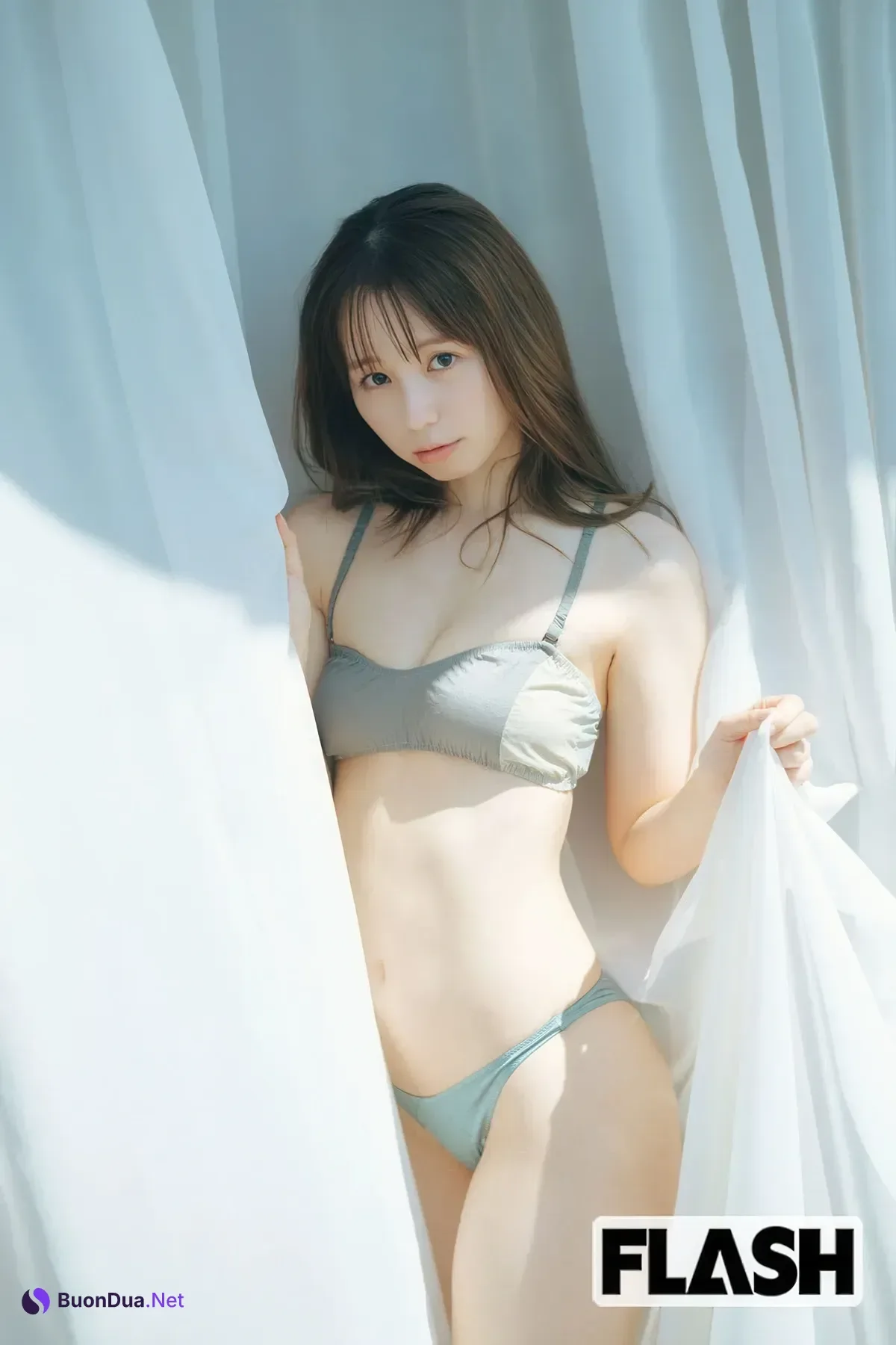 Rina Koike 小池里奈, FLASH 2025.08.19-26 (フラッシュ 2025年8月19-26日号) - Photo 16
