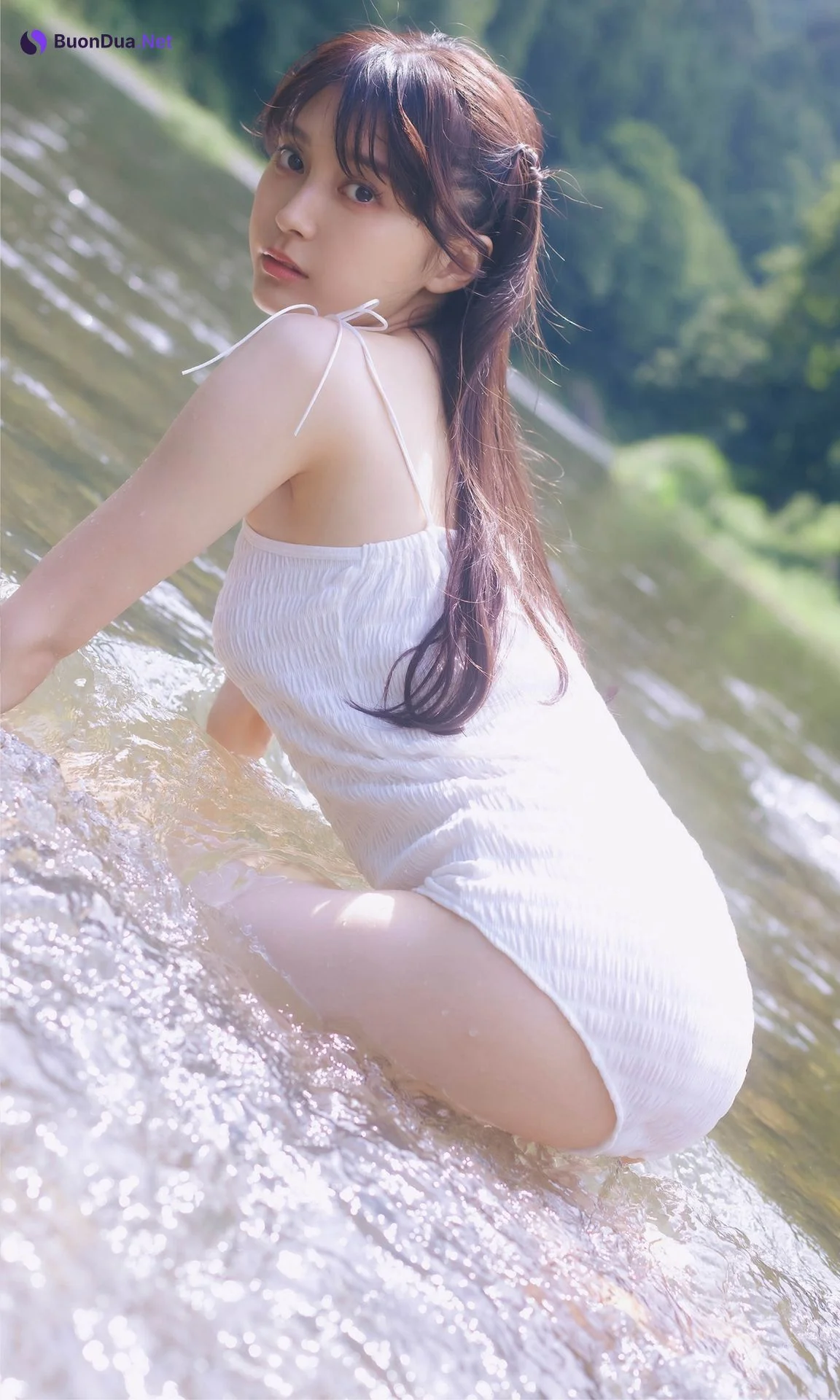 Rina Koyama 小山璃奈, 週プレ Photo Book 「紅い花」 Set.02 - Photo 17