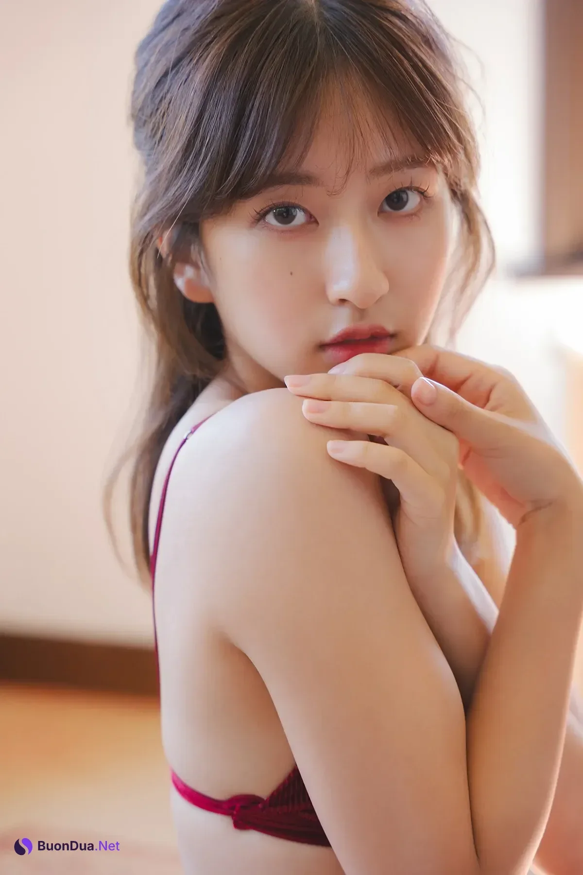 Rina Saito 斉藤里奈 – FLASHデジタル写真集 「才媛の秘めごと」 - Photo 2