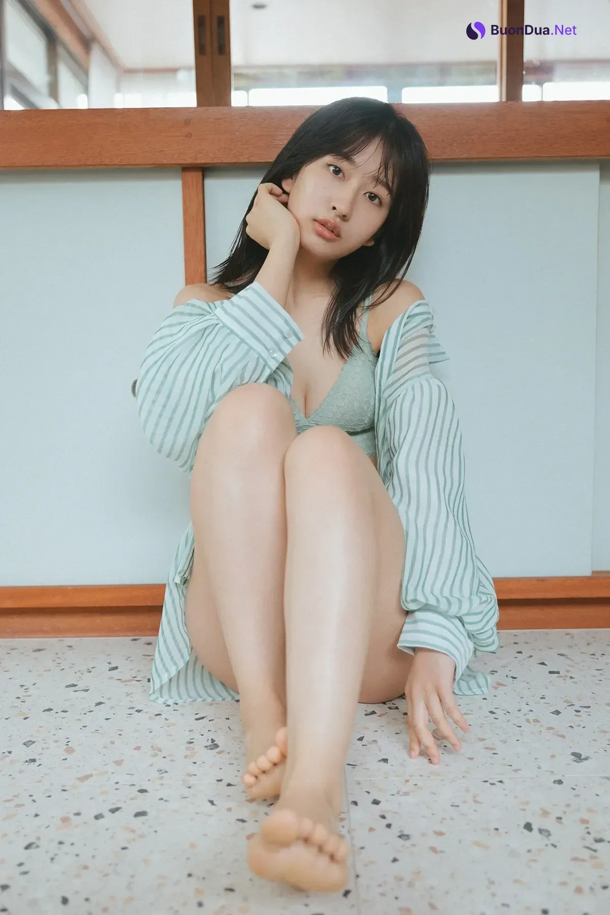 Rina Saito 斉藤里奈 – FLASHデジタル写真集 「Clear」 - Photo 14