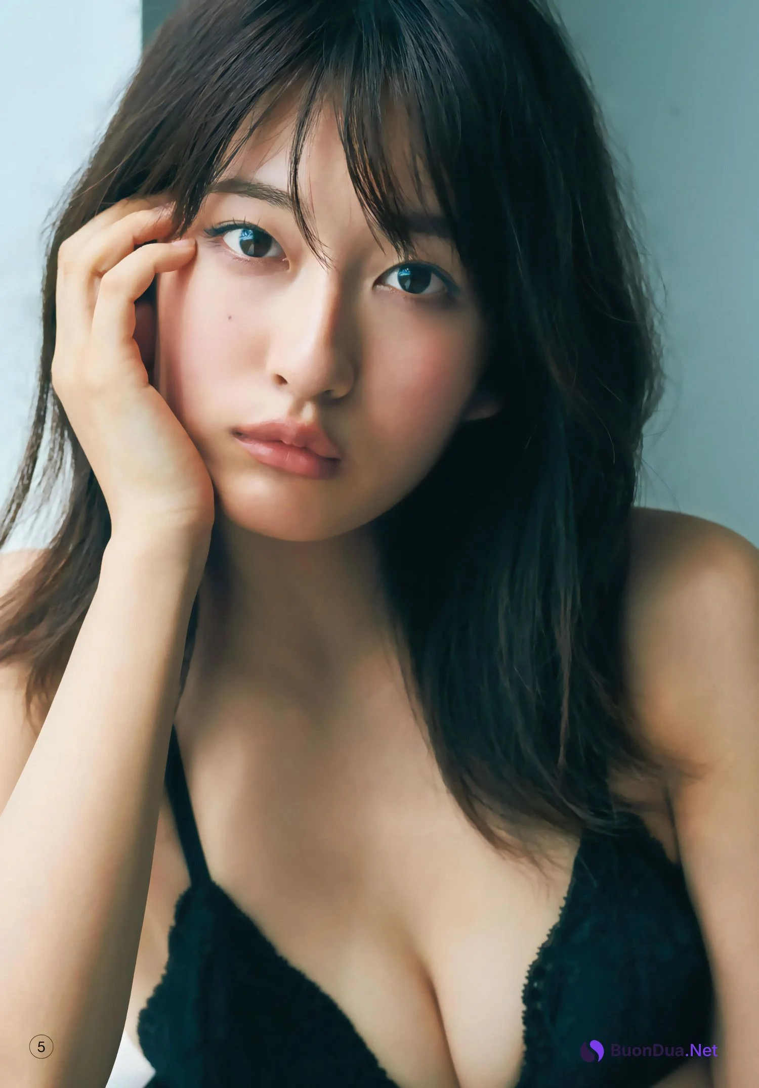 Rina Saito 斉藤里奈, Shonen Magazine 2024 No.01 (週刊少年マガジン 2024年1号) - Photo 6