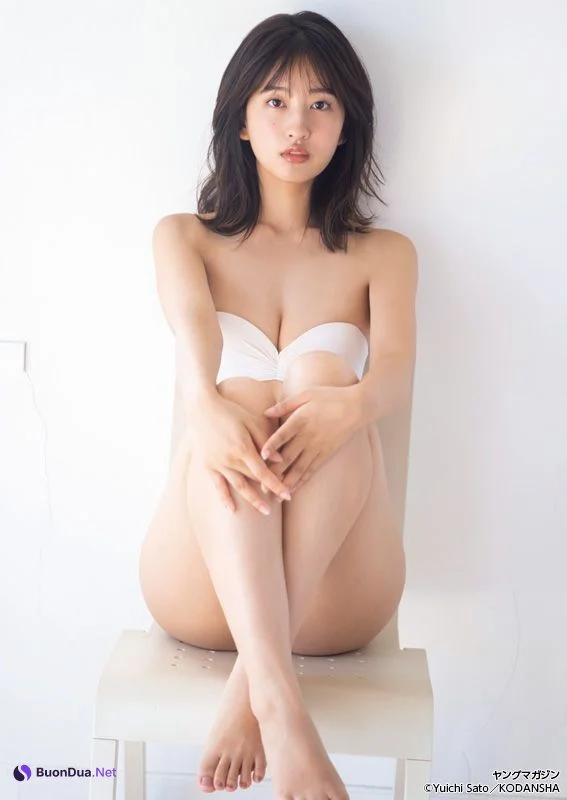 Rina Saito 斉藤里奈, Young Magazine 2022 No.47 (ヤングマガジン 2022年47号) - Photo 8
