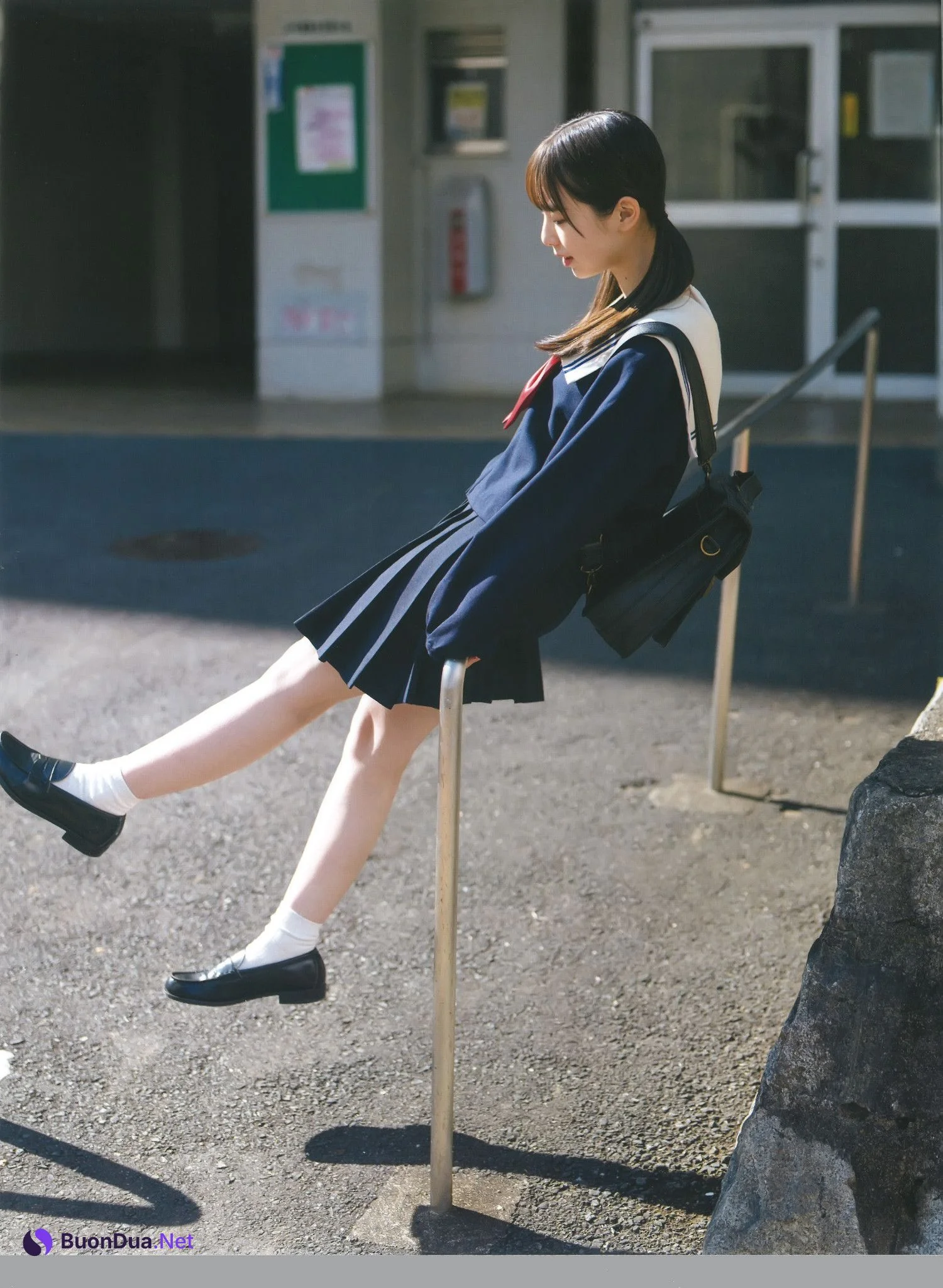 Rina Watanabe 渡辺莉奈, B.L.T. Graduation 中学卒業 2024 - Photo 11