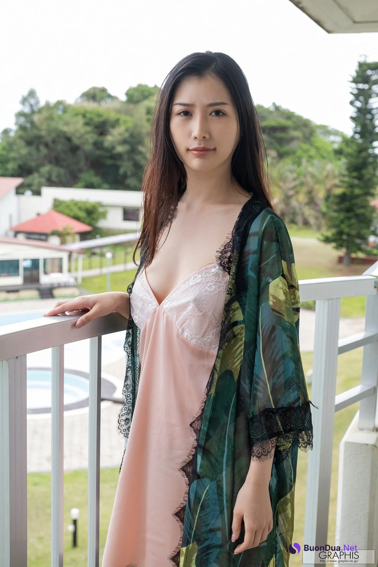 Rio Asahi 朝日りお, [Graphis] Gals 「SUNRISE」 Vol.06 - Photo 2