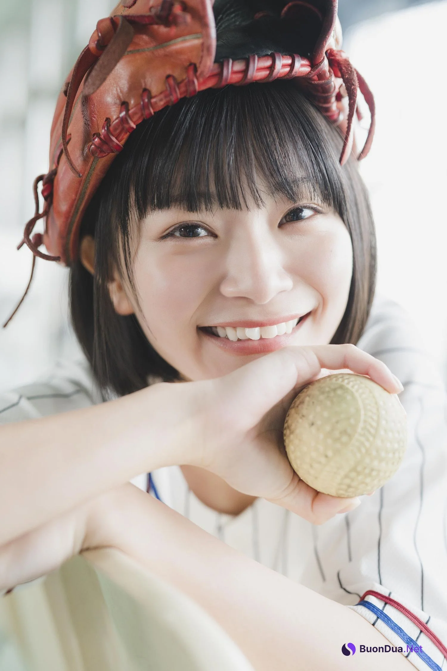 Rio Hidaka 日高里緒, Weekly Playboy 2023 No.27 (週刊プレイボーイ 2023年27号) - Photo 4