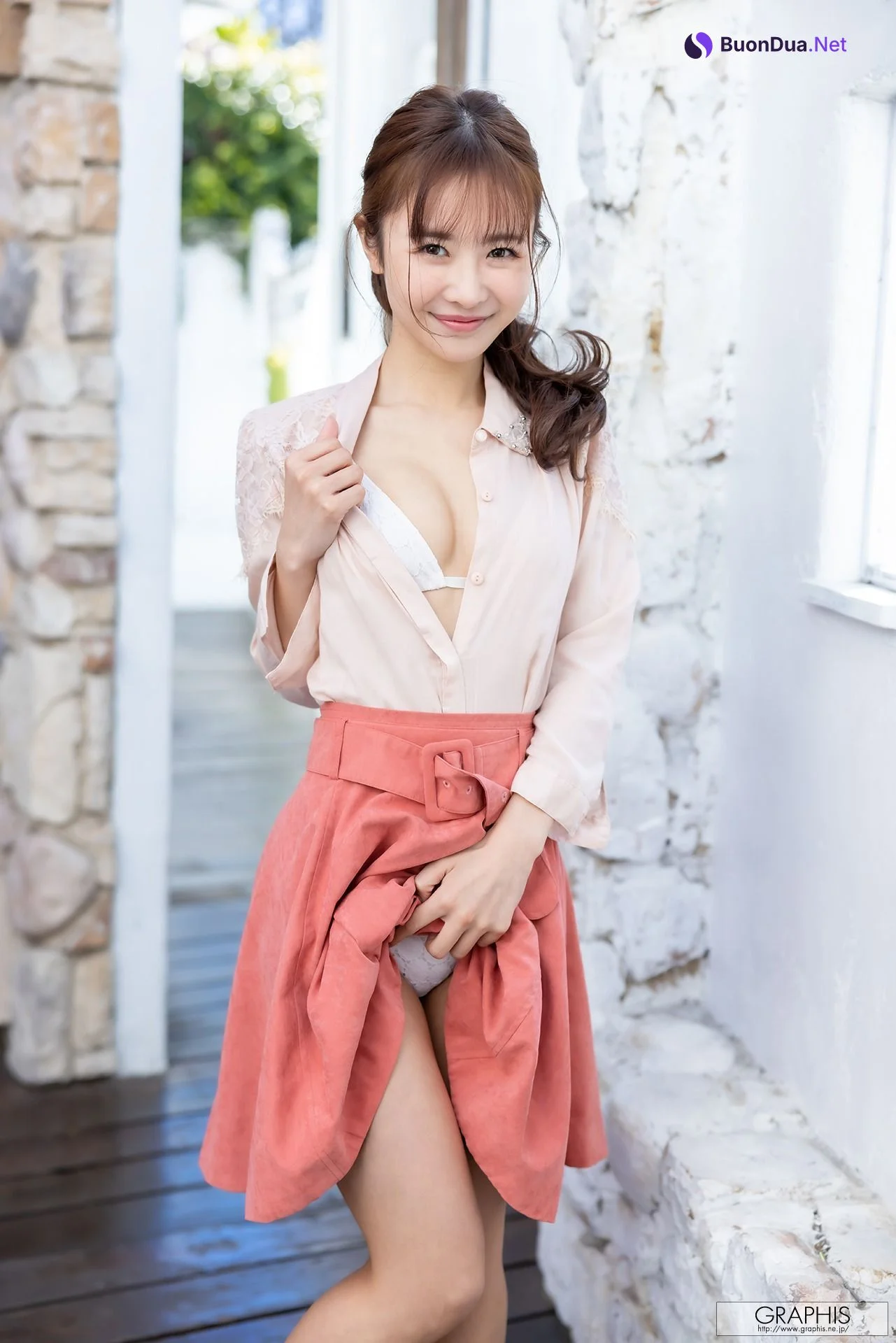 Rio Kuriyama 栗山莉緒, [Graphis] Gals “Smile” Vol.01 - Photo 5