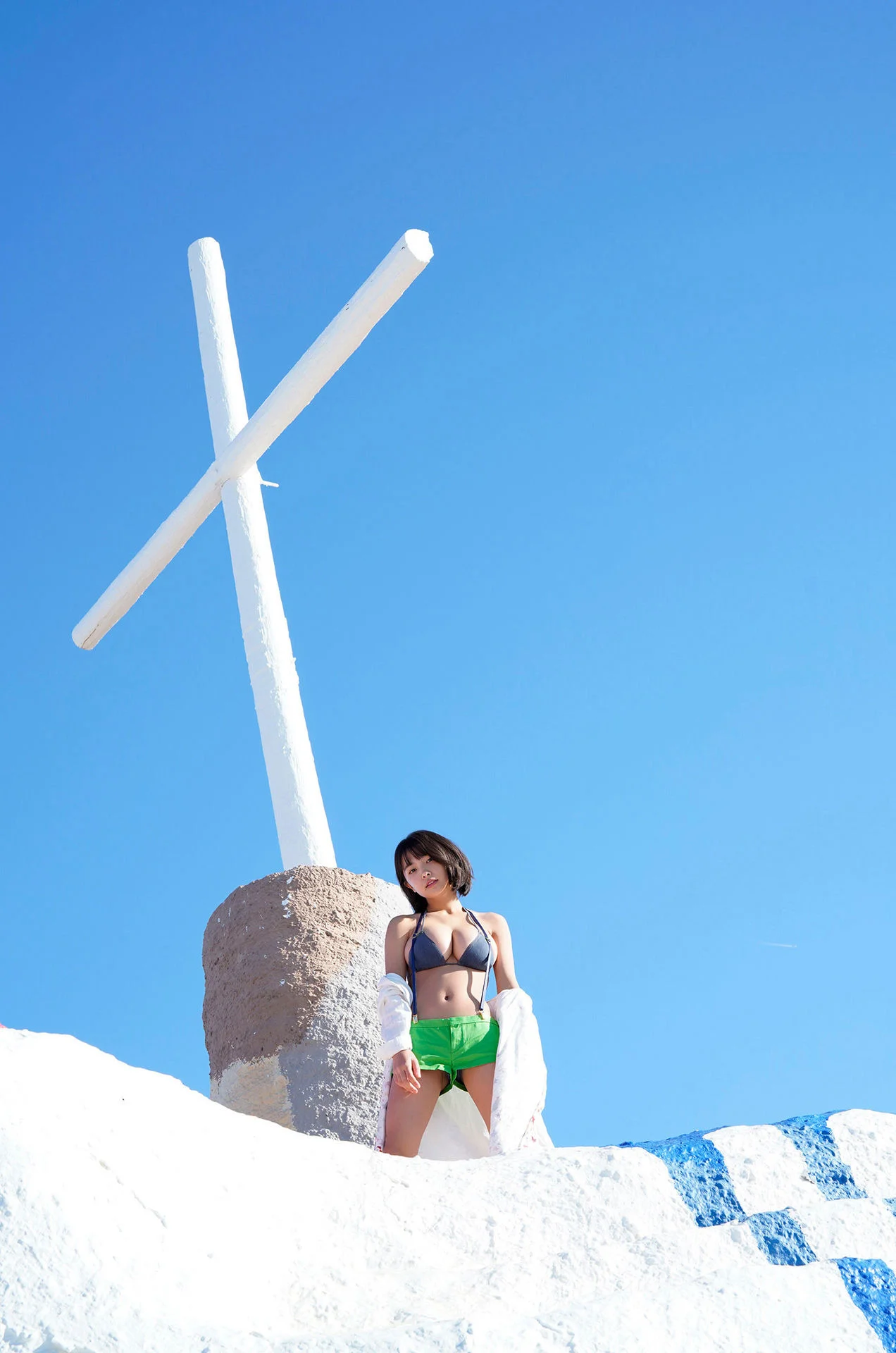 Rio Teramoto 寺本莉緒, 1st寫真集：CURIOSITY Set.03