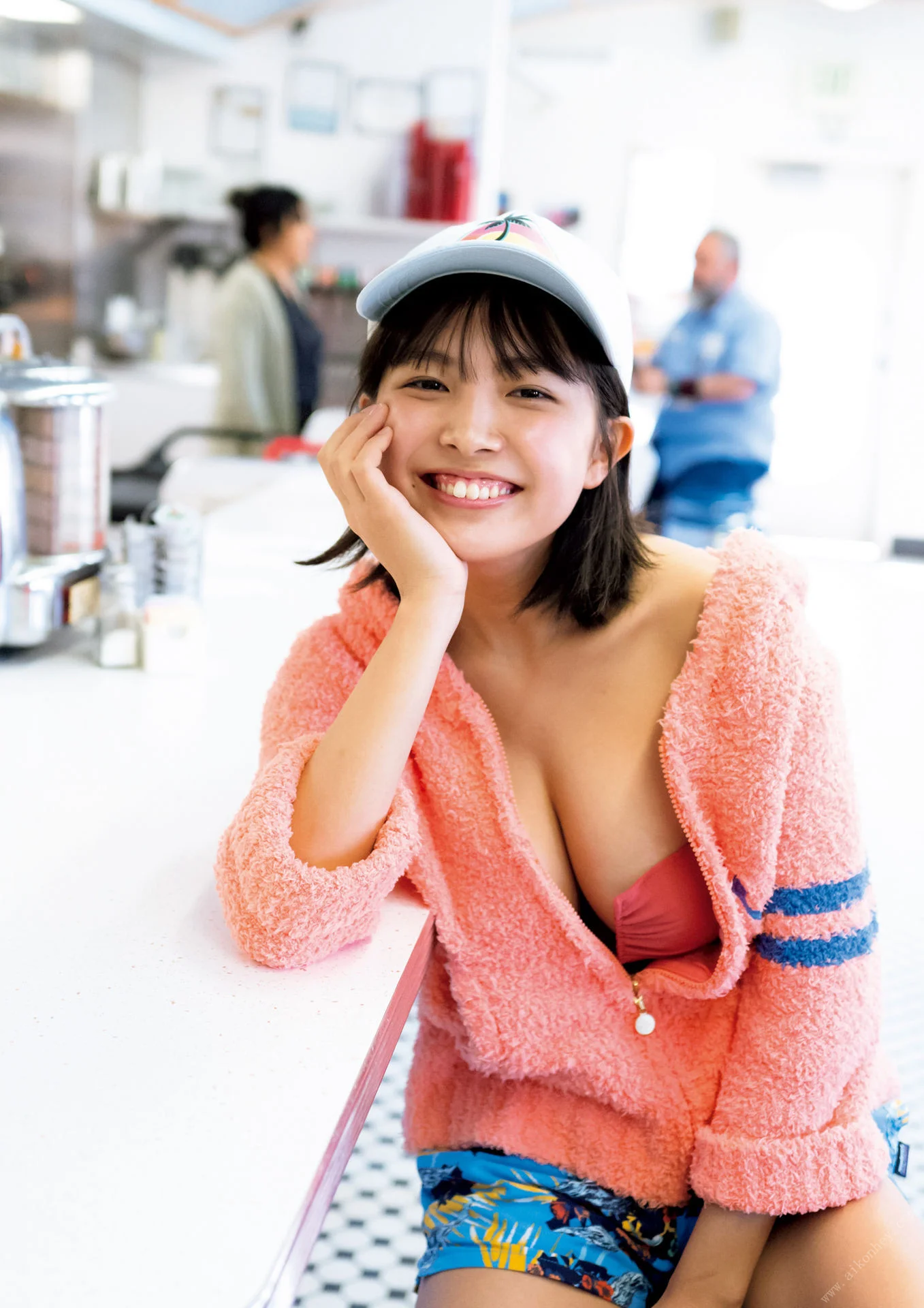 Rio Teramoto 寺本莉緒, 1st寫真集：CURIOSITY Set.04