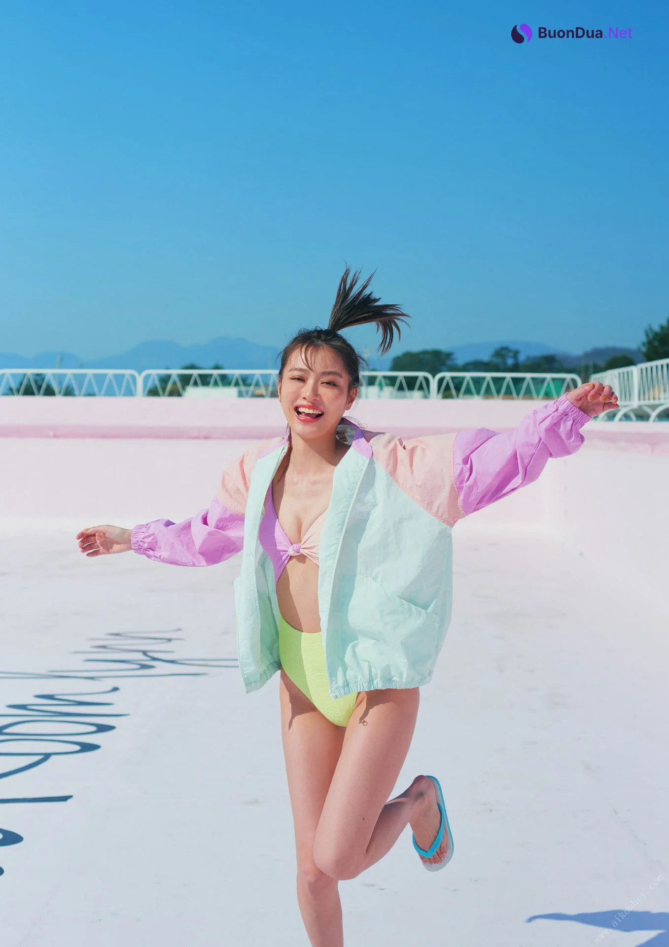 Rio Uchida 内田理央, デジタル写真集 「PEACH GIRL」 Set.01 - รูปภาพ 16